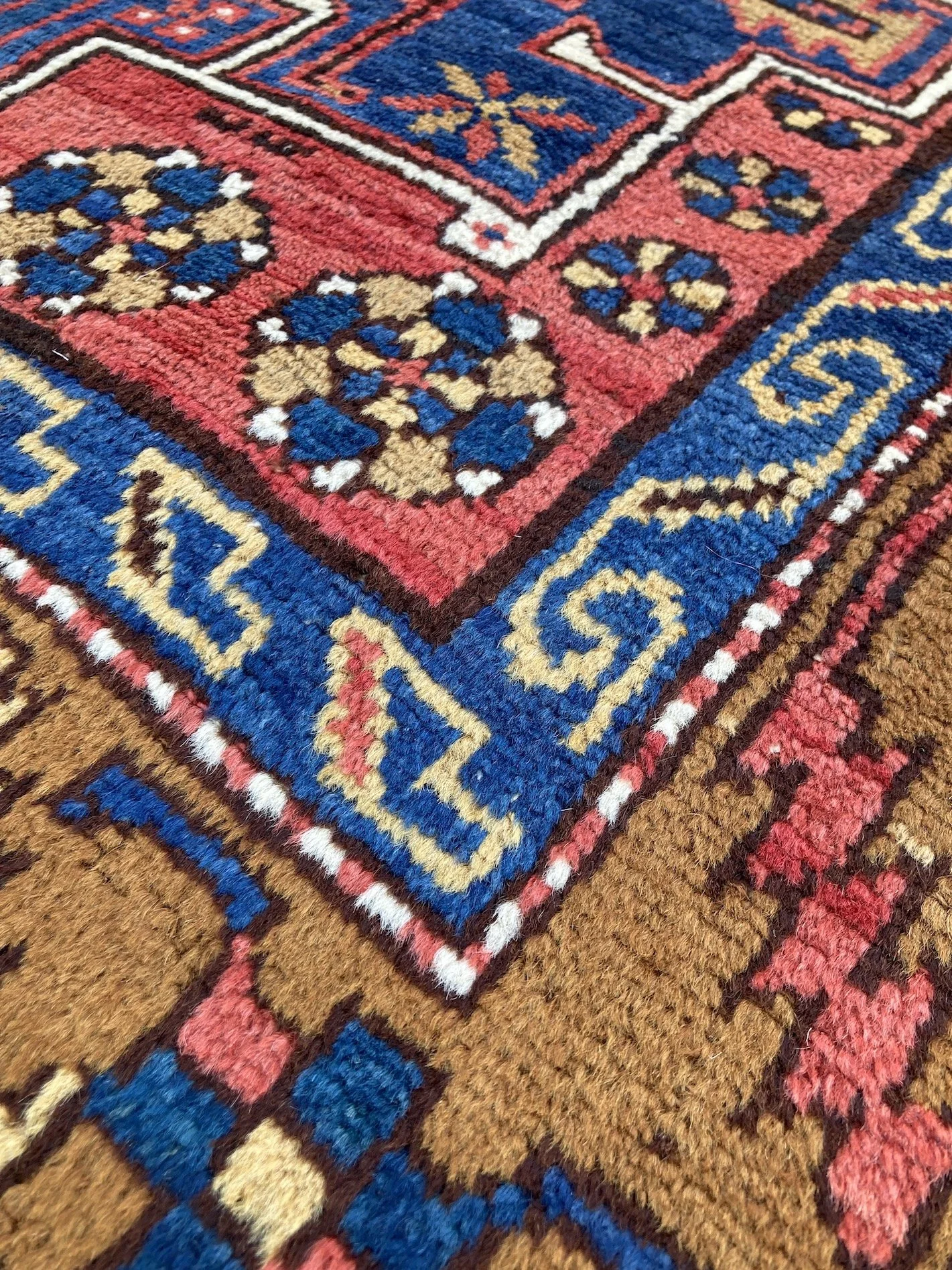 22.12.00004_6 Antique Persian Heriz Runner.JPG