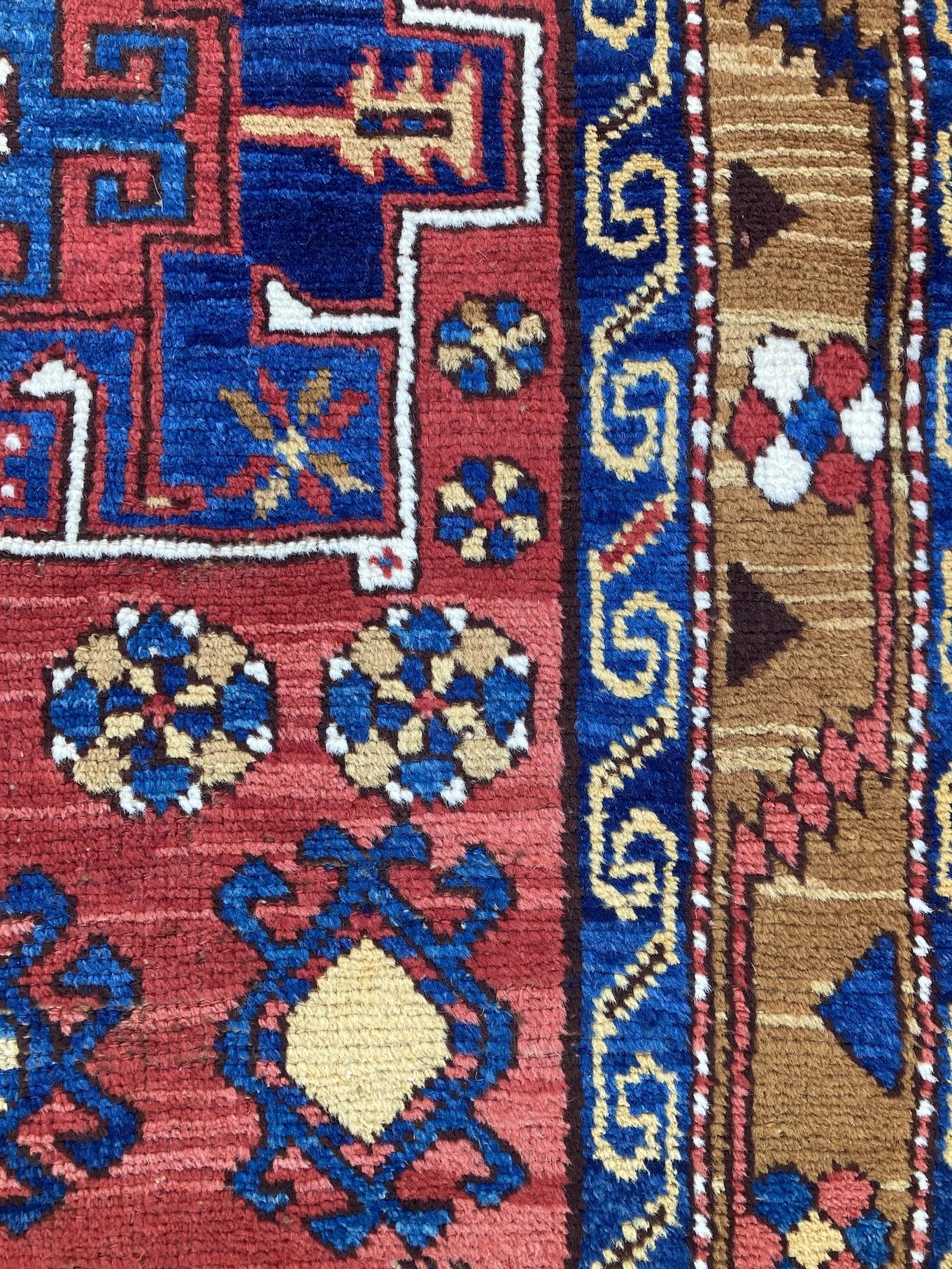 22.12.00004_10 Antique Persian Heriz Runner.JPG