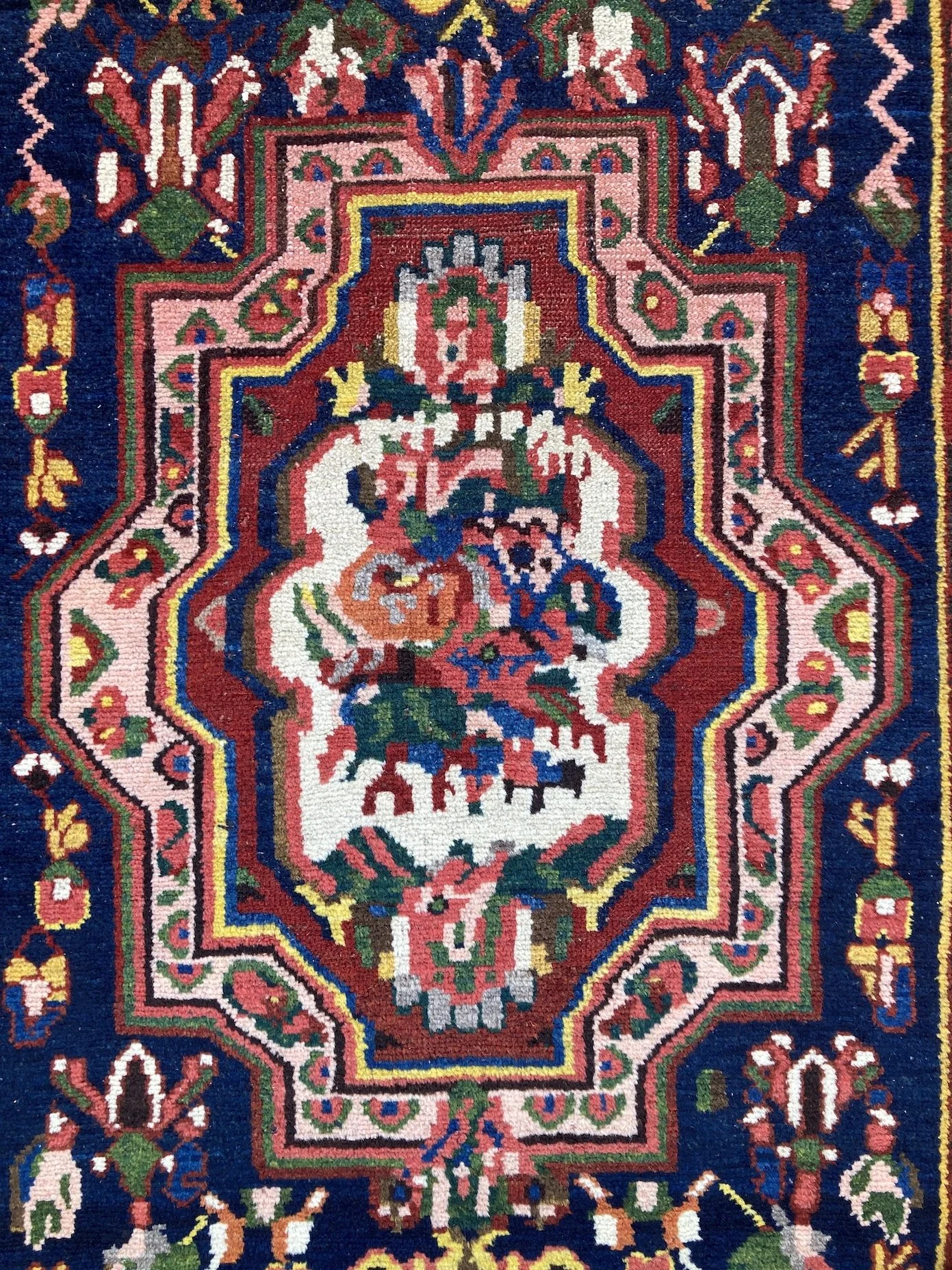 22.12.00005_7 Antique Persian Bakhtiar  Runner.JPG