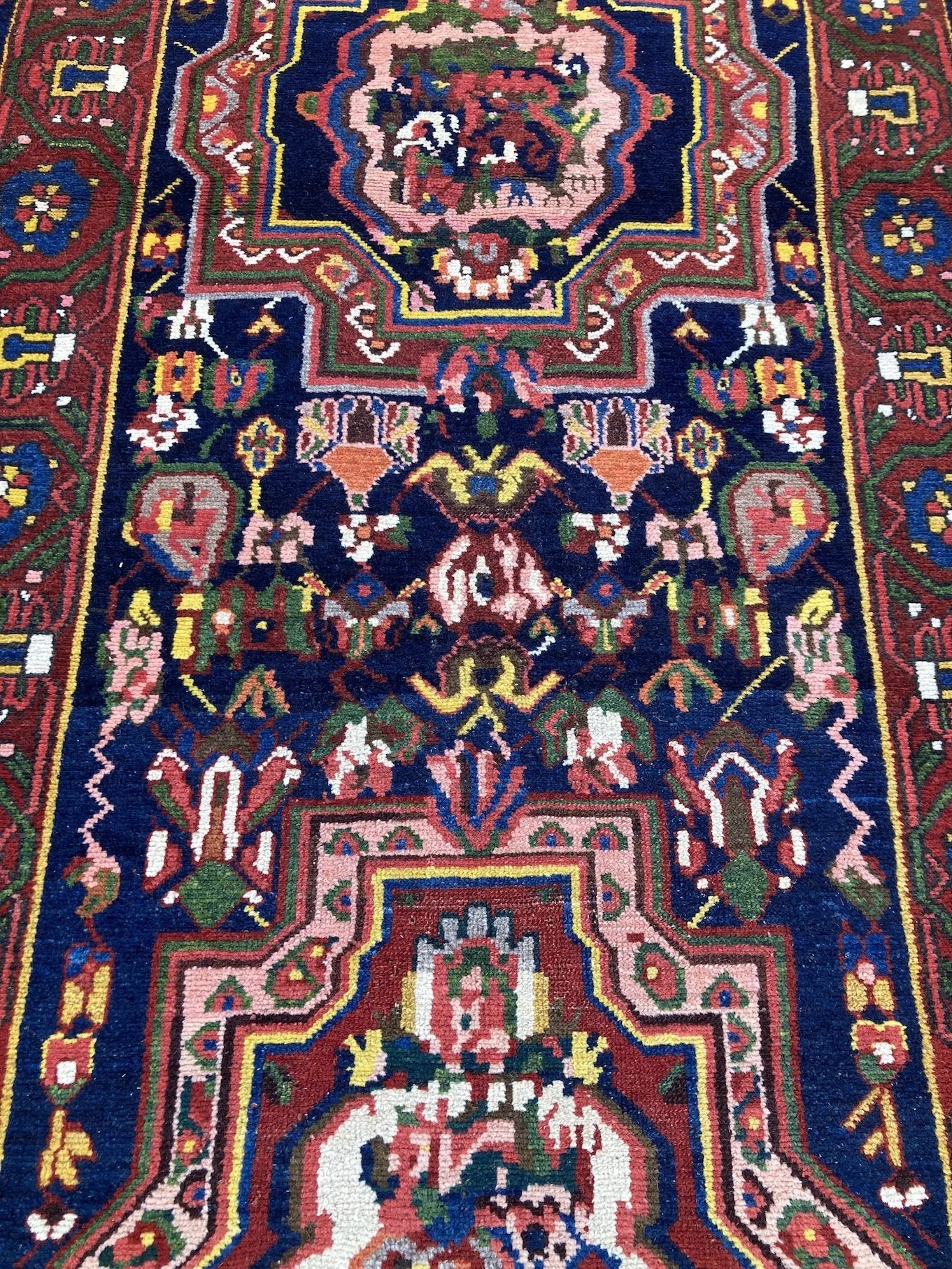 22.12.00005_4 Antique Persian Bakhtiar  Runner.JPG