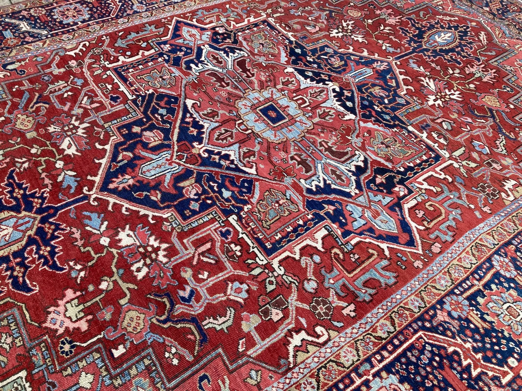 22.09.00002_12 Antique Persian Heriz Carpet.JPG