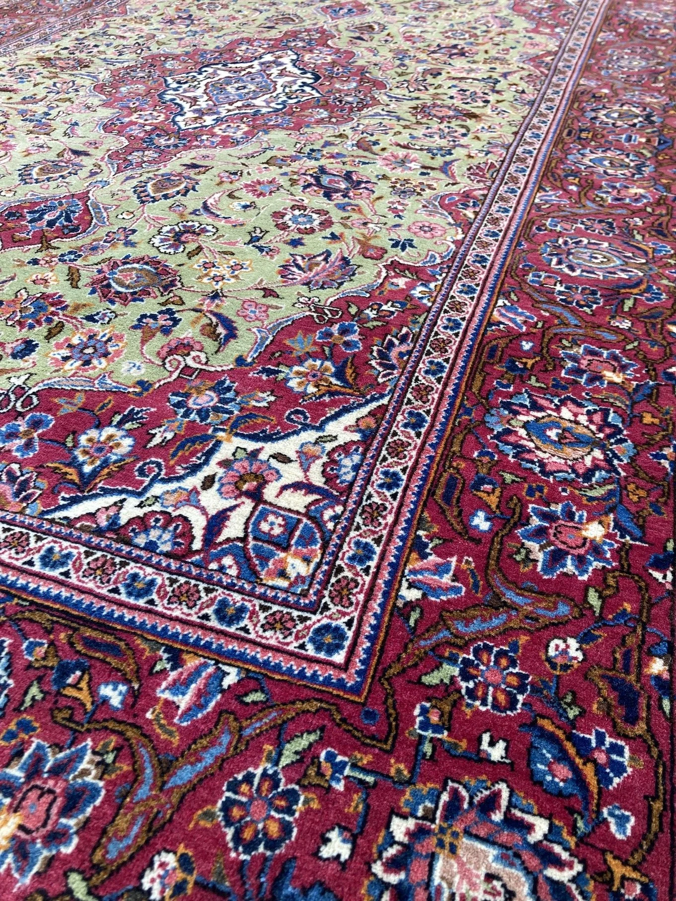 22.12.00015_5 Antique Persian Kashan Rug.JPG