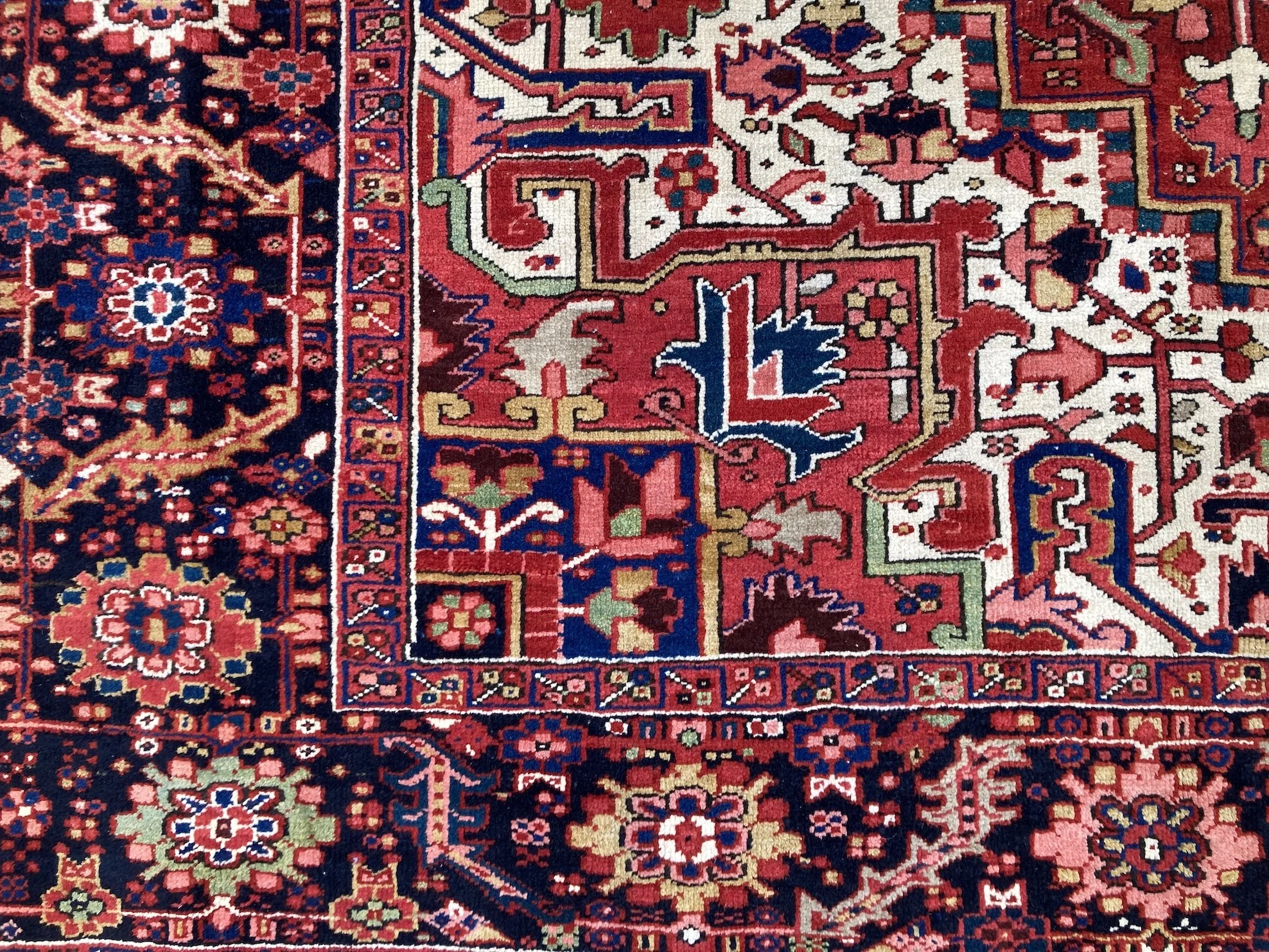 22.09.00001_3 Antique Persian Heriz Carpet.JPG