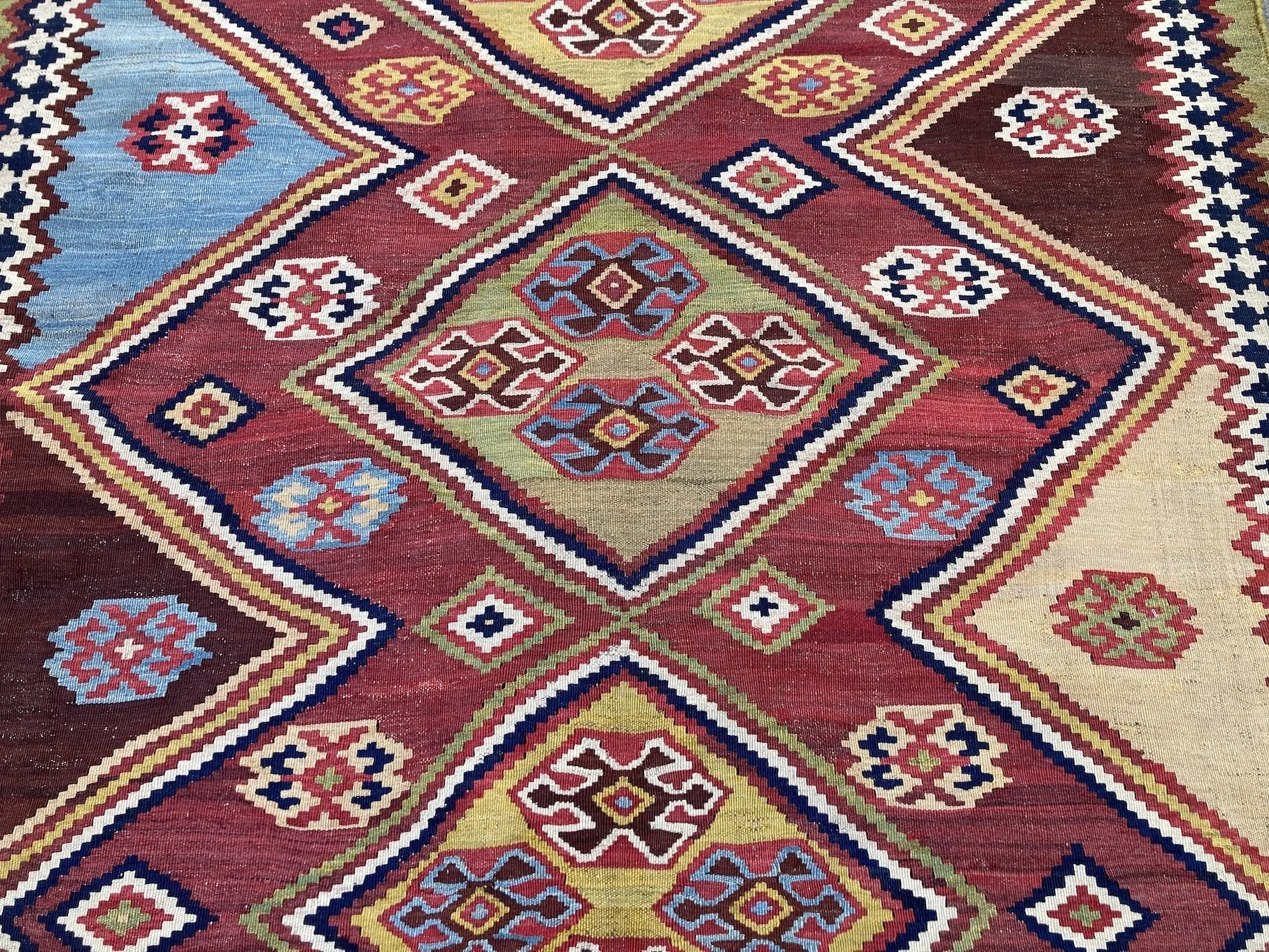 22.10.00004_4 Antique Persian Qashqai Kilim Rug.JPG