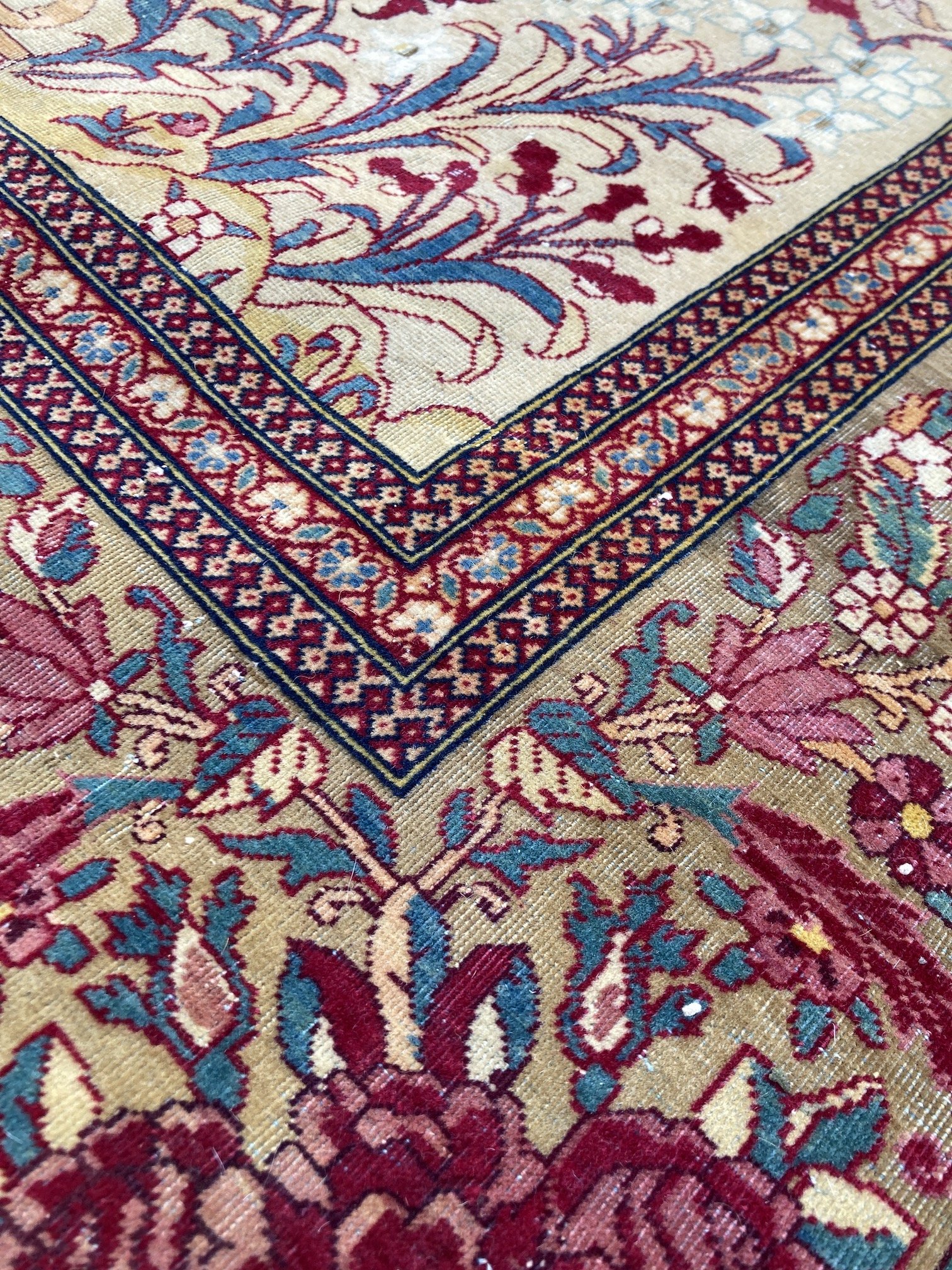 22.10.00006_6 Antique Persian Isfahan Rug.JPG