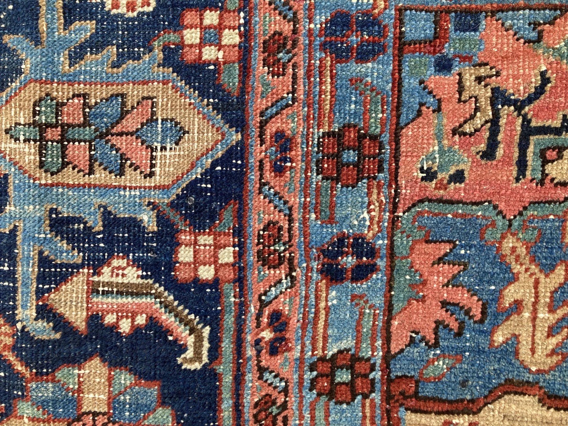22.12.00001_13 Antique Persian Heriz Carpet.jpg