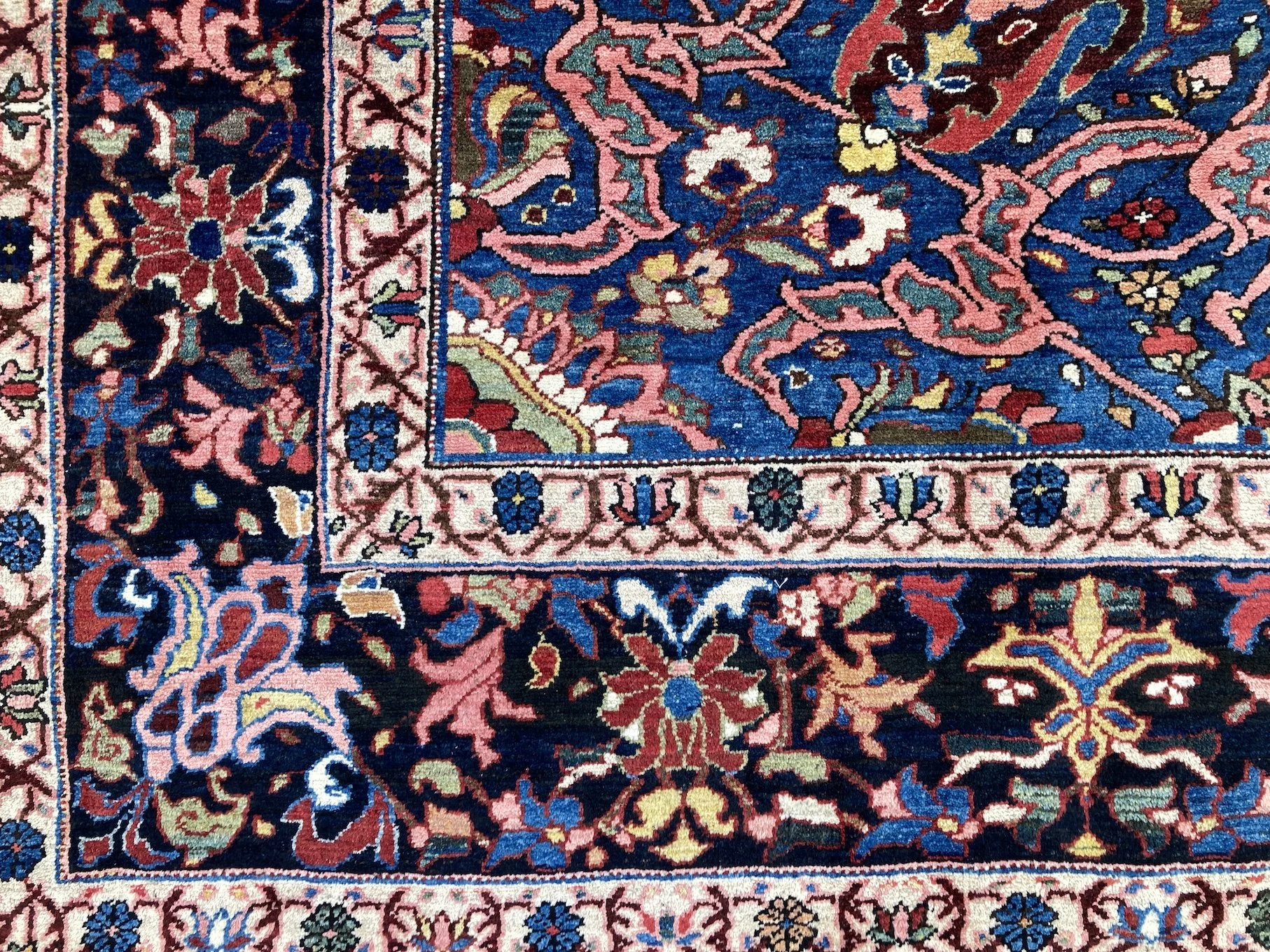 22.12.00007_3 Antique Persian Bakhtiar Carpet.JPG