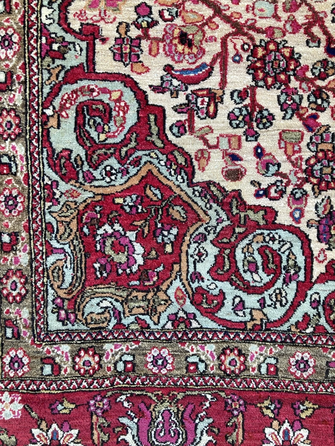 22.12.00016_9 Antique Persian Isfahan Rug.JPG