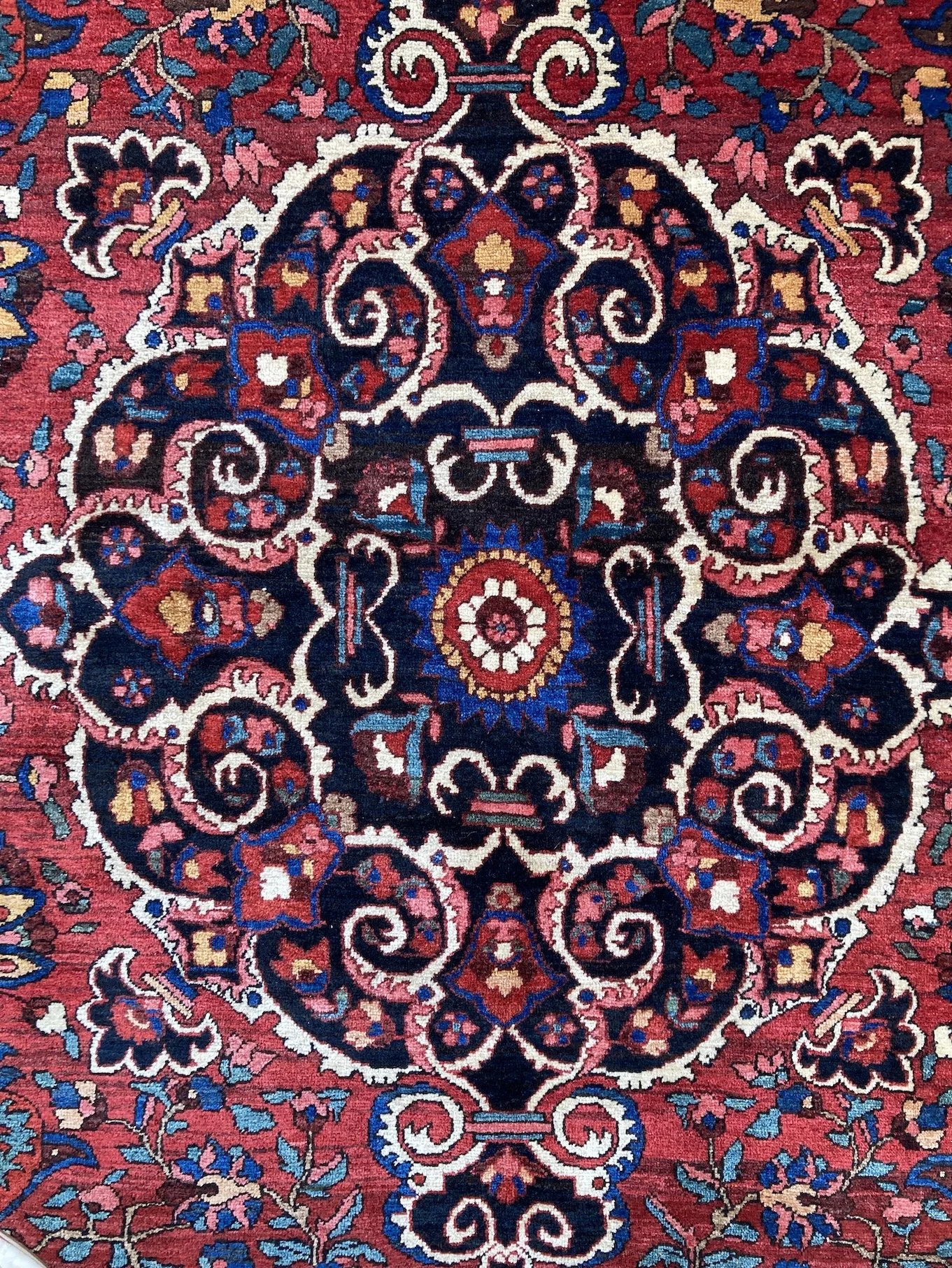 22.12.00017_10 Antique Persian Bakhtiar Rug.JPG