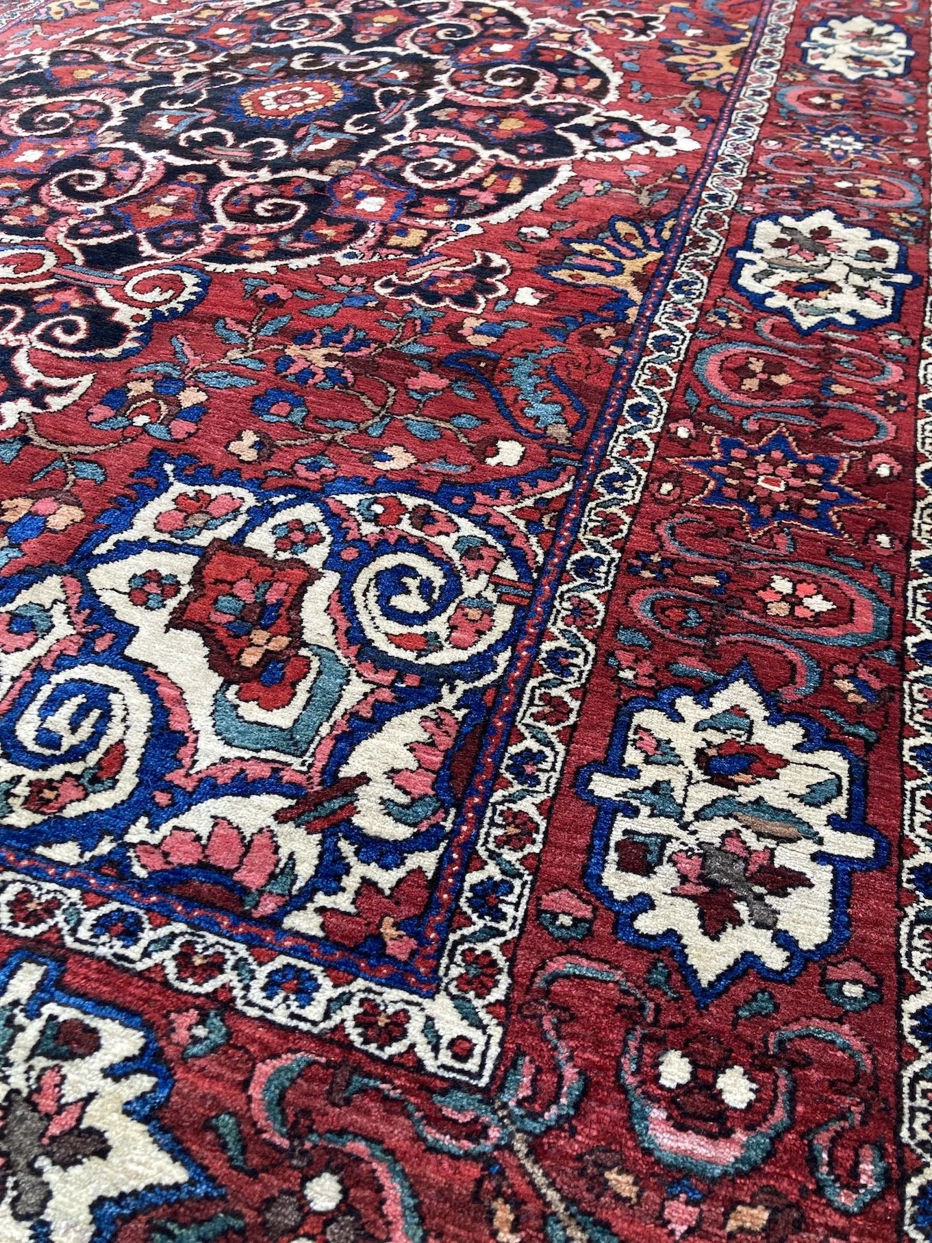 22.12.00017_5 Antique Persian Bakhtiar Rug.JPG
