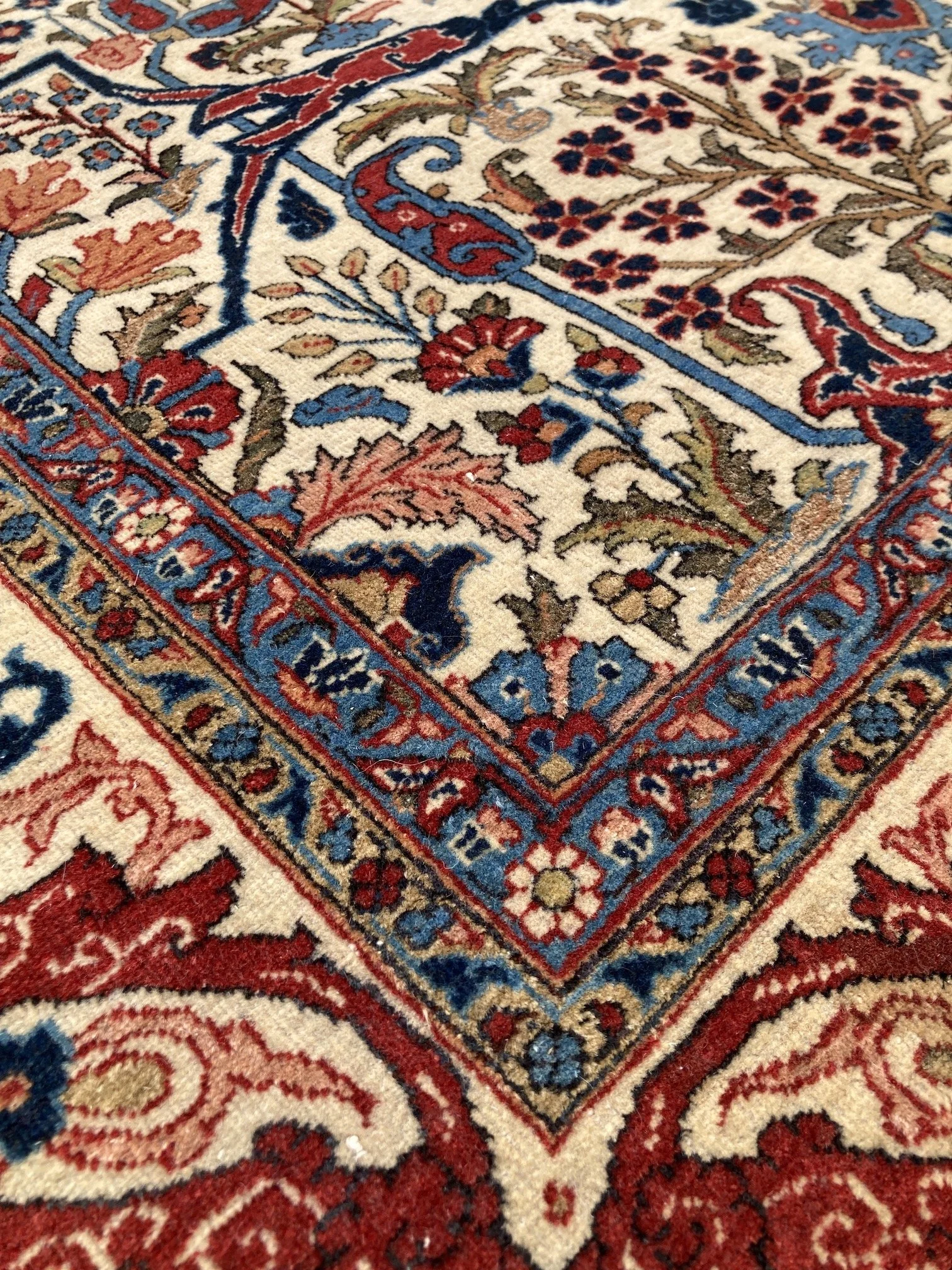 22.10.00005_6 Antique Persian Qum Rug.JPG