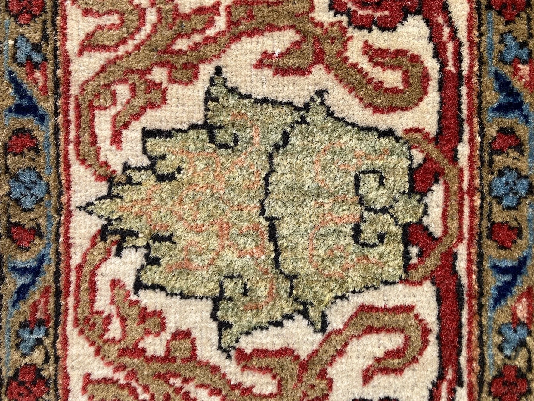 22.10.00005_11 Antique Persian Qum Rug.JPG