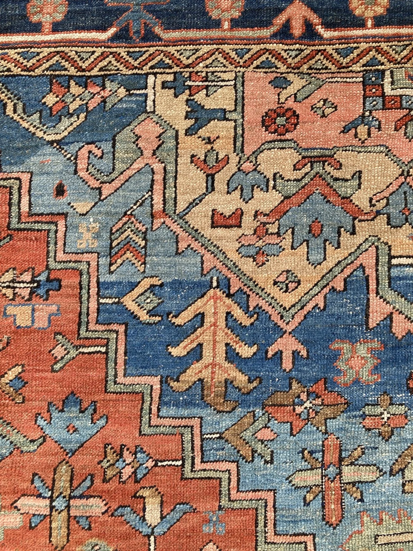 22.16.00001_16 Antique Persian Heriz Carpet.JPG