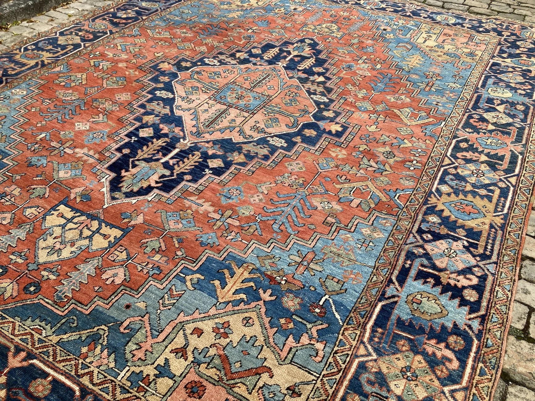 22.16.00001_9 Antique Persian Heriz Carpet.JPG