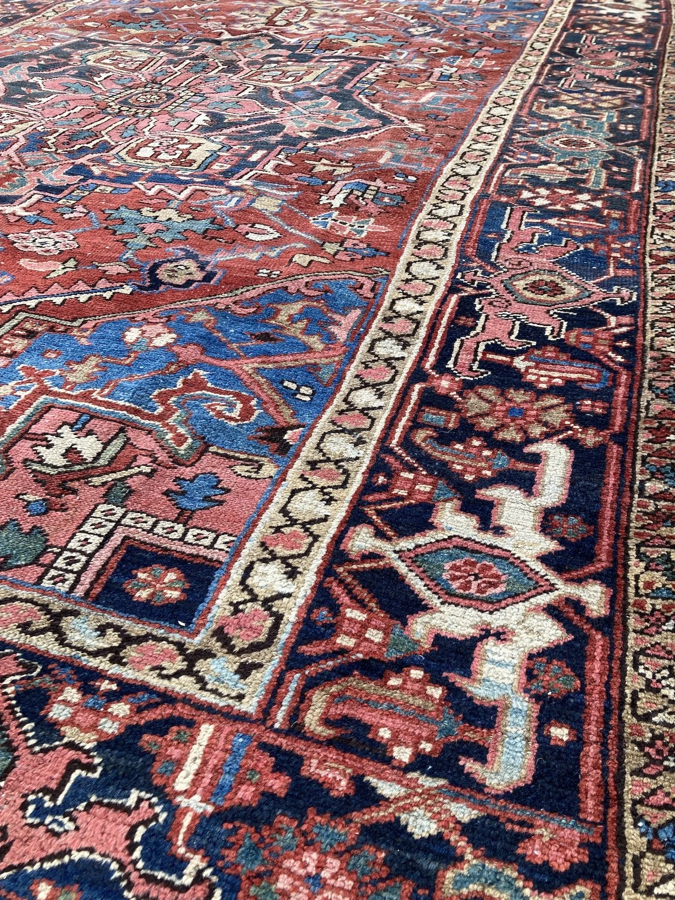 22.16.00002_5 Antique Persian Heriz Carpet.JPG