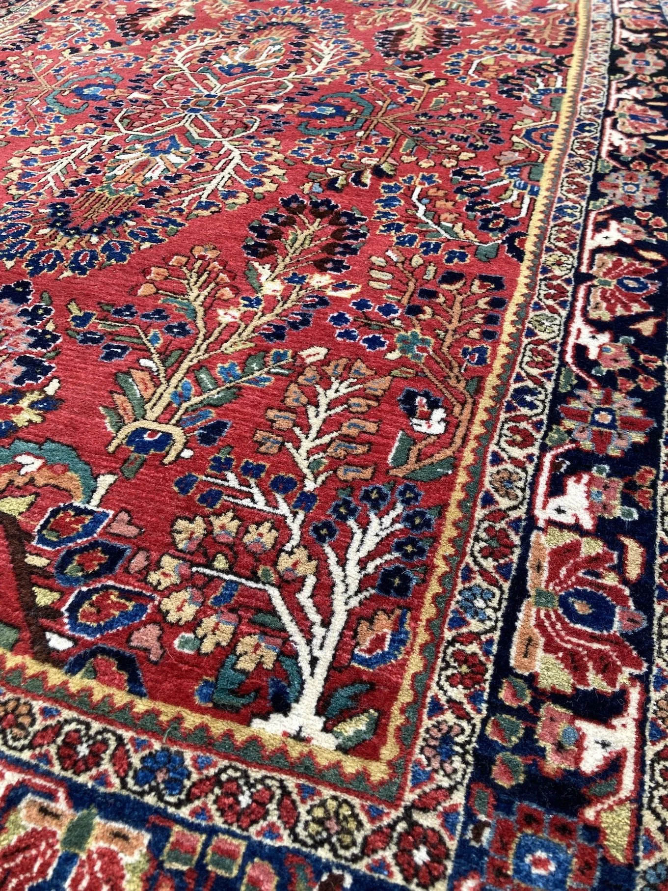 22.15.00003_5 Antique Persian Sarouk Rug.JPG