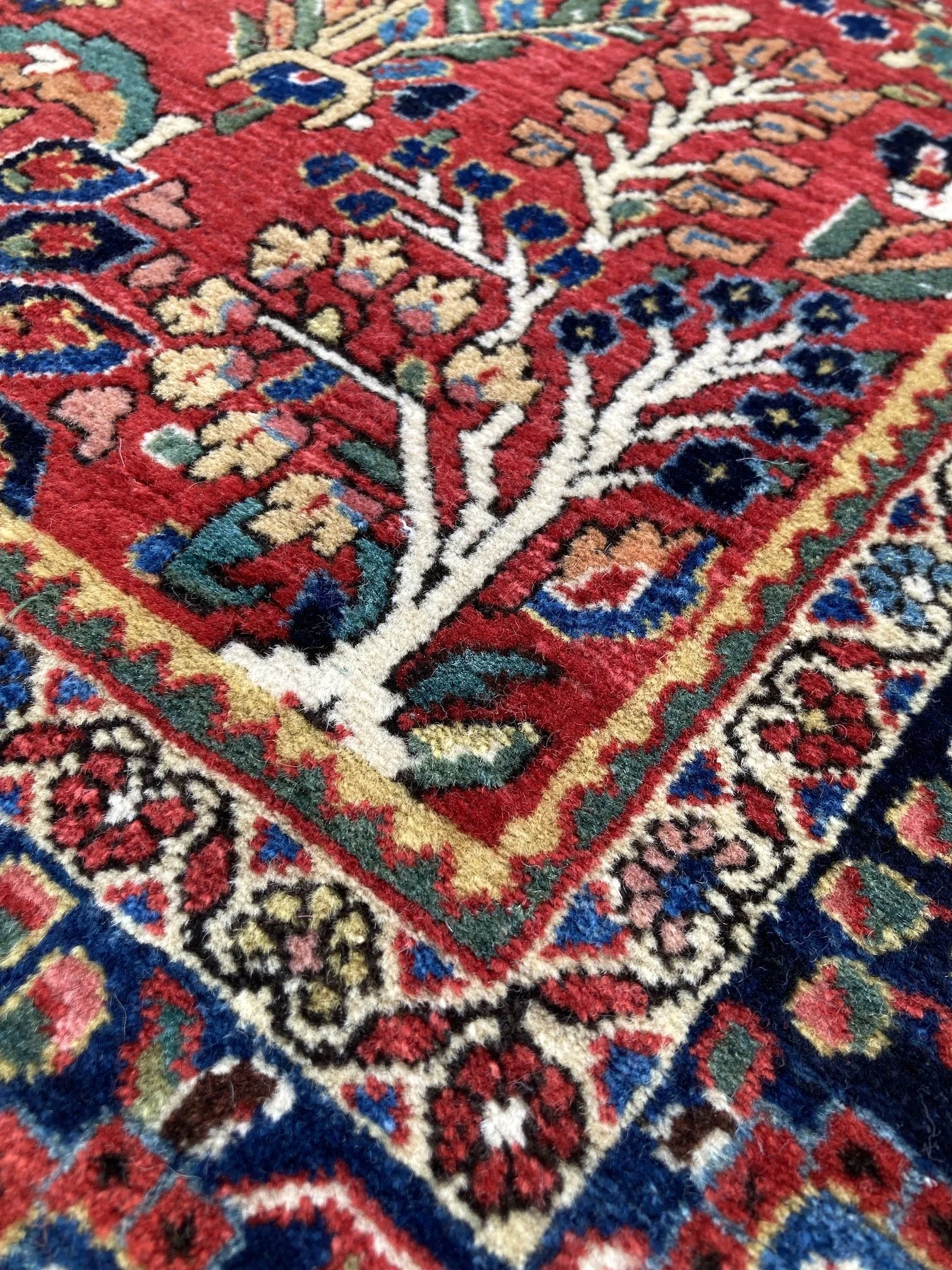 22.15.00003_6 Antique Persian Sarouk Rug.JPG
