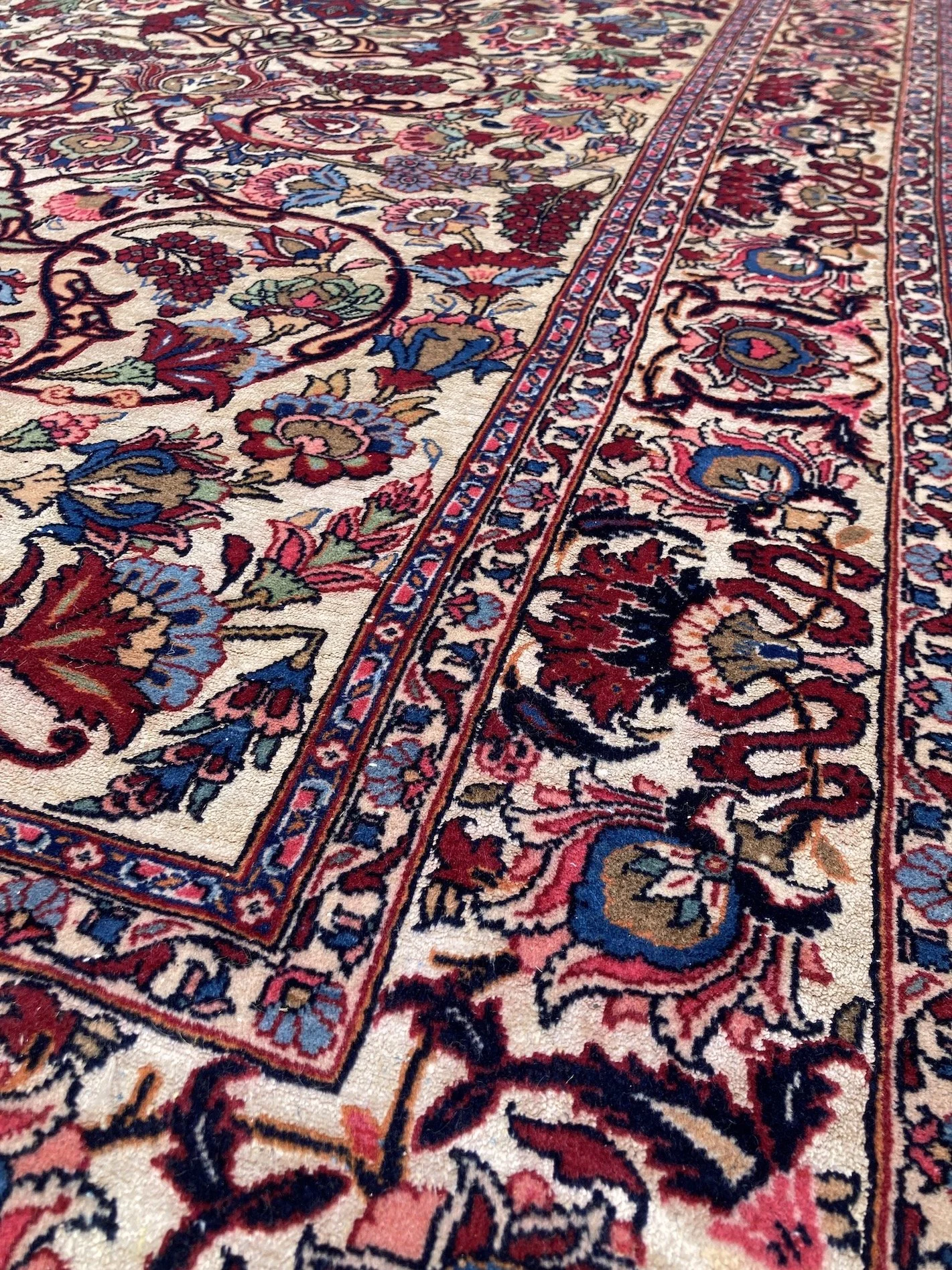 22.20.00001_5 Antique Persian Silk Kashan Rug.JPG
