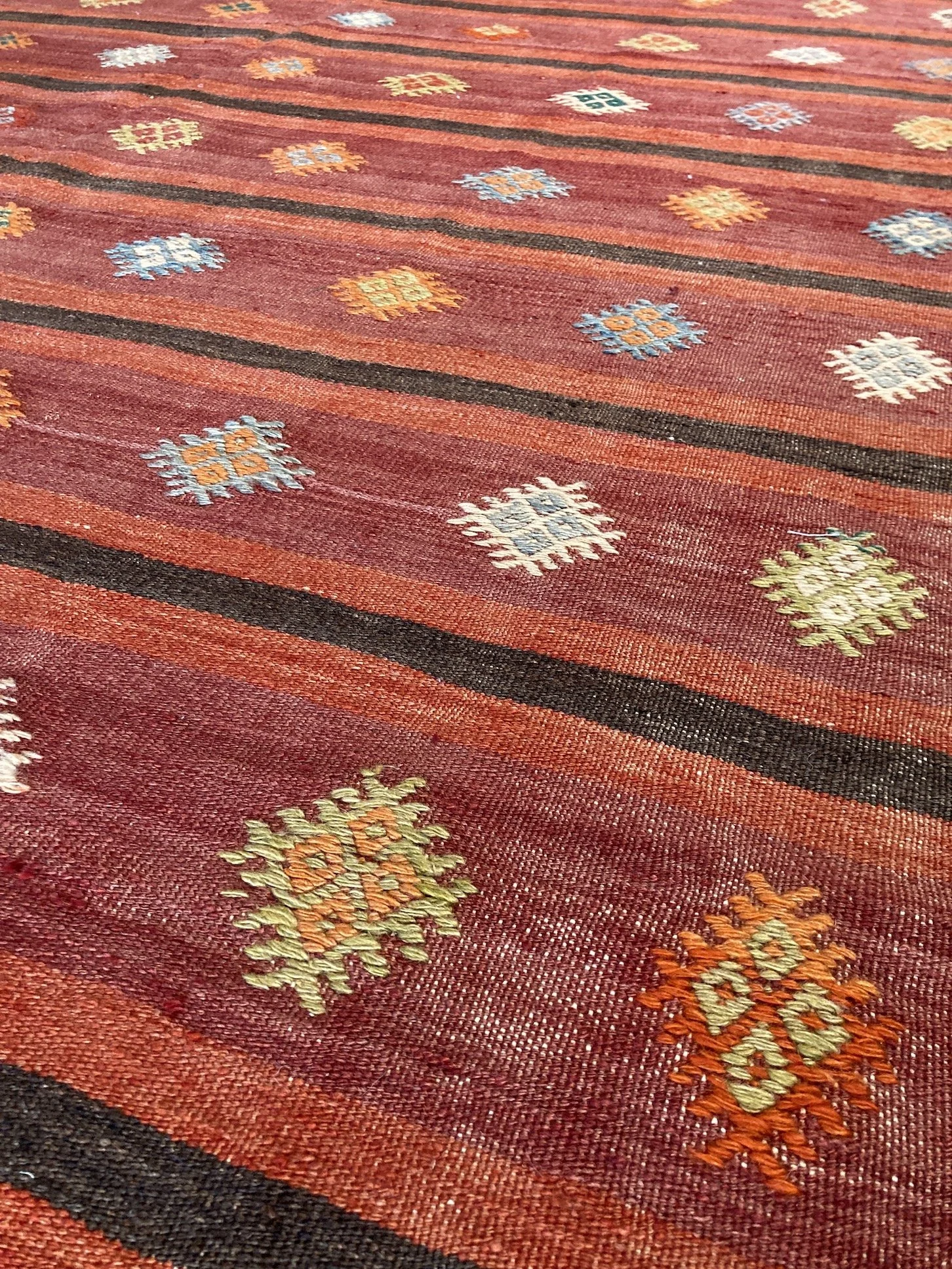 22.26.00005_5 Vintage Turkish Kilim Rug.JPG
