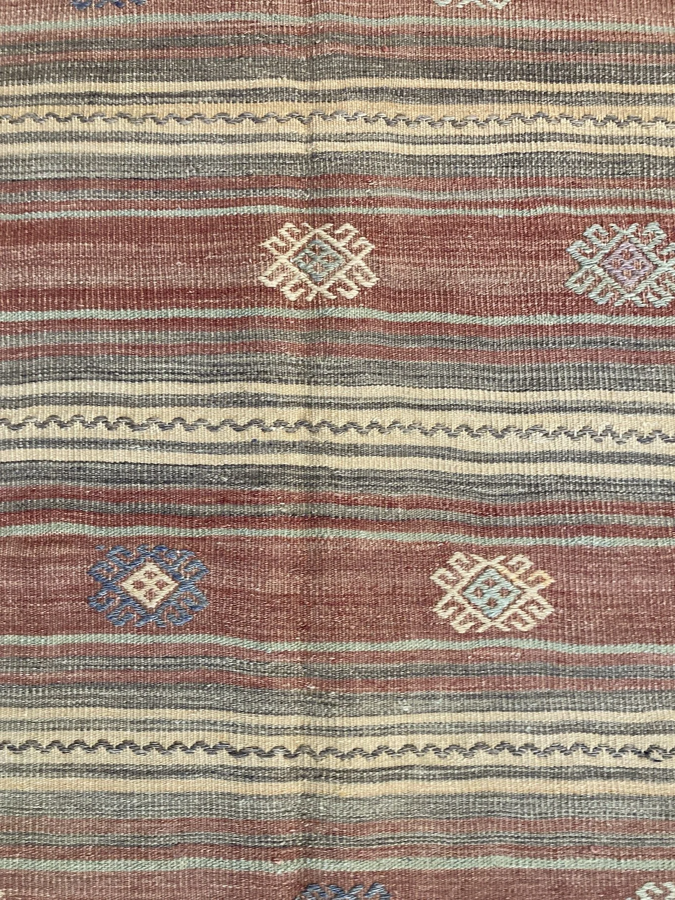 22.26.00021_9 Vintage Turkish Kilim Rug.JPG