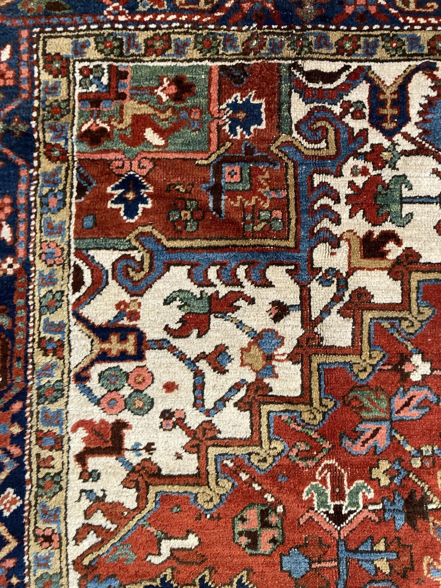 22.30.00001_11 Antique Perian Heriz Carpet.JPG