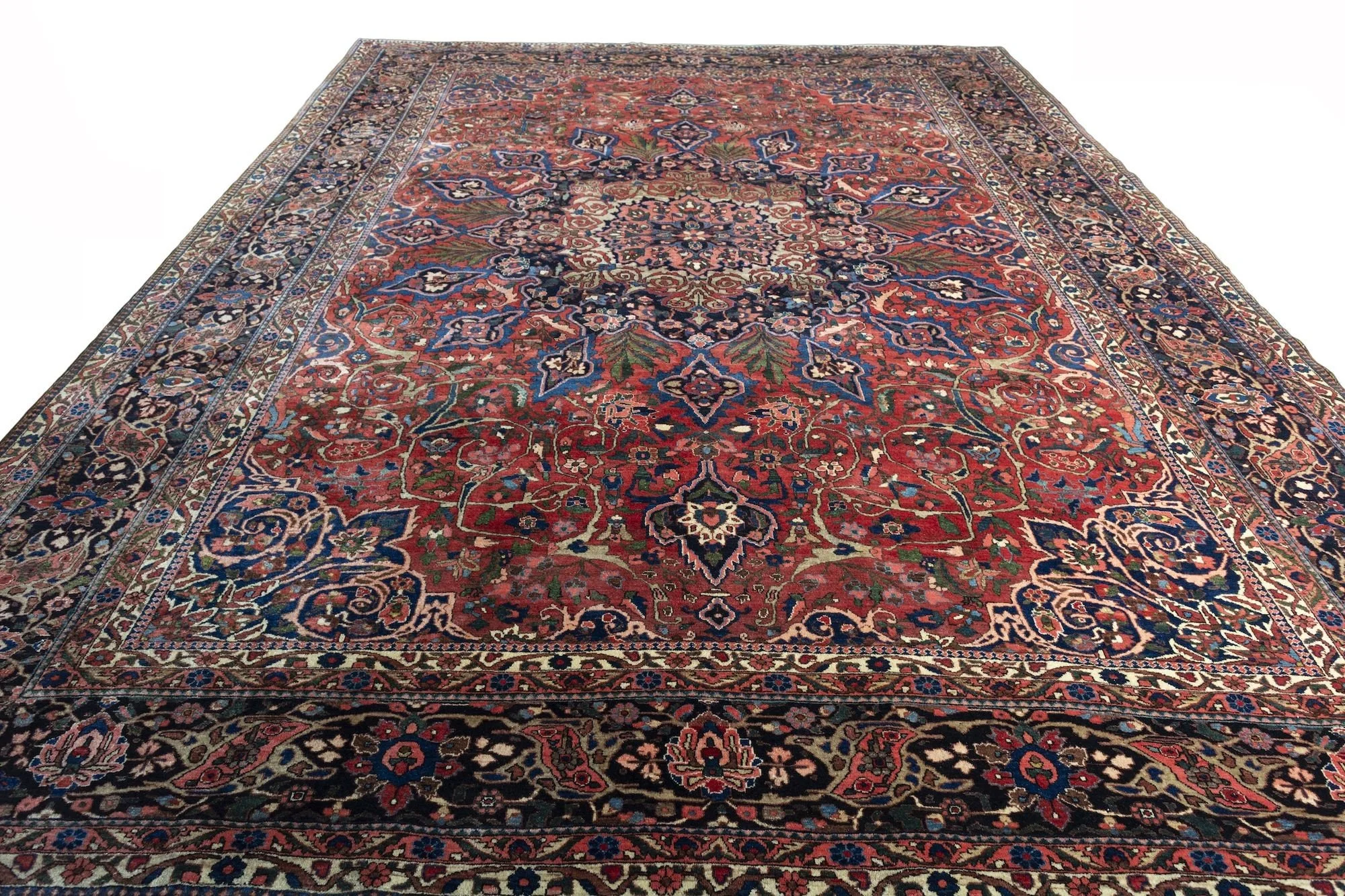 4_23_01_00015_4_Antique_Persian_Bakhtiar_Carpet.jpeg