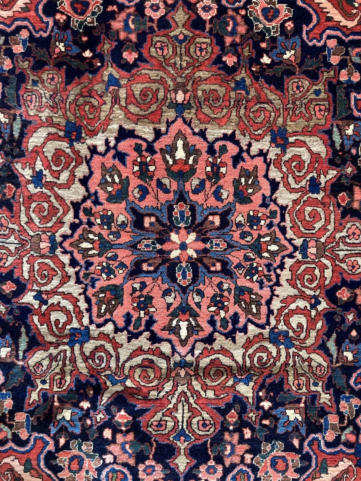 12_23_01_00015_10b_Antique_Persian_Bakhtiar_Carpet.jpeg