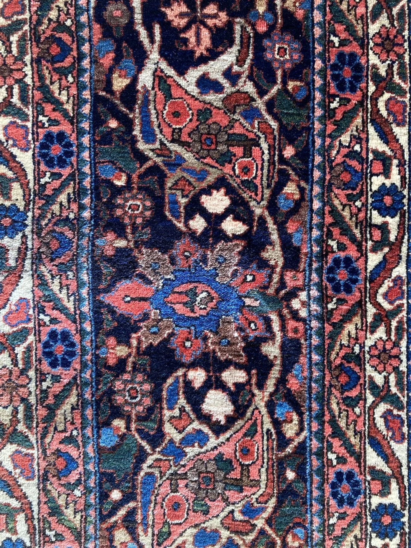 14_23_01_00015_10d_Antique_Persian_Bakhtiar_Carpet.jpeg