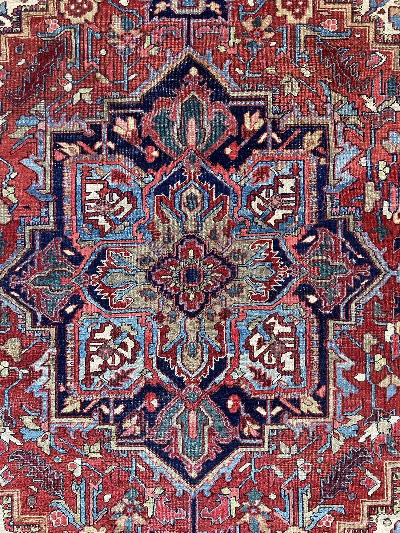 10_23_01_00013_9a_Antique_Persian_Heriz_Carpet.jpeg