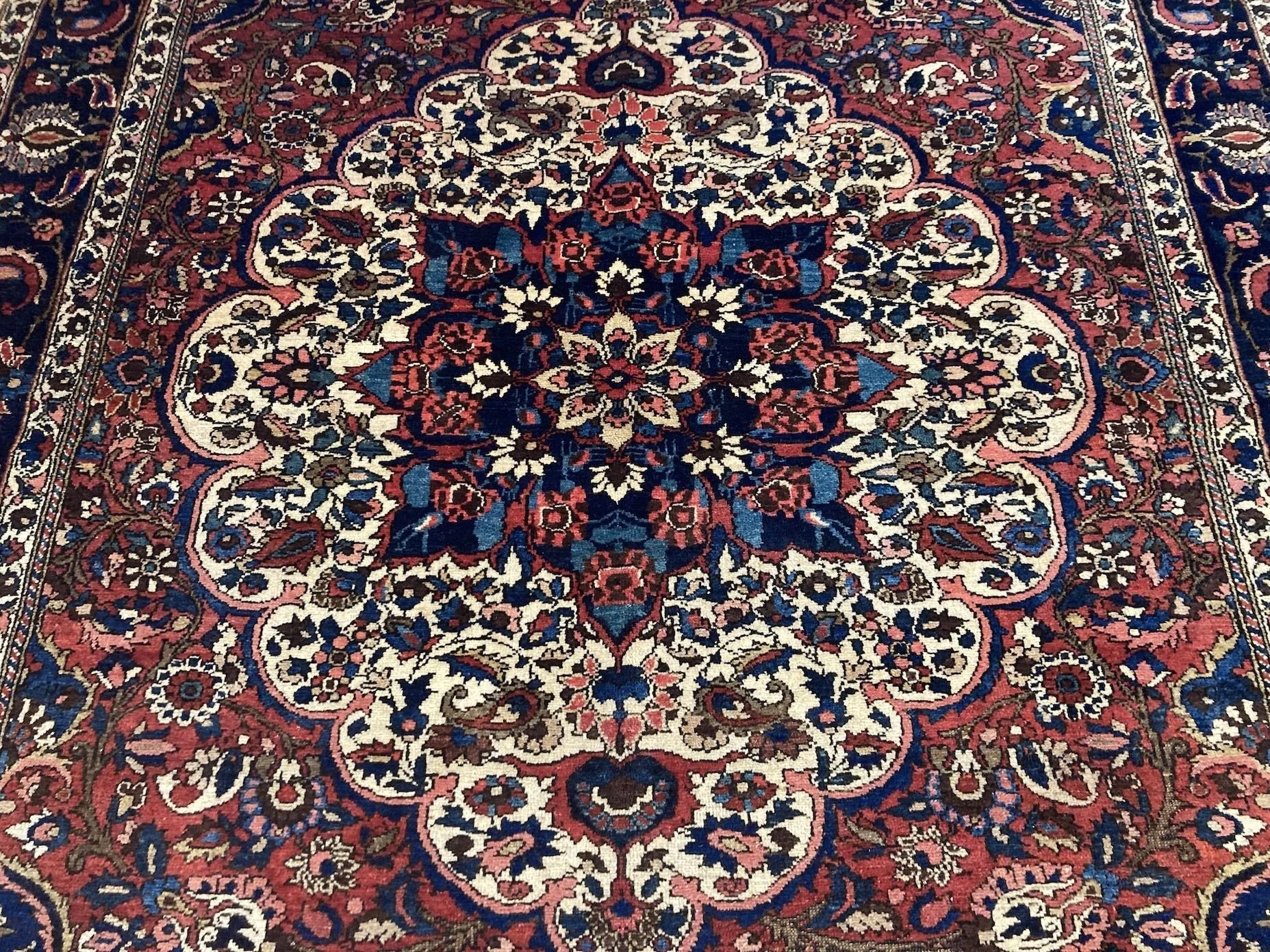 5_23_01_00003_5_Antique_Persian_Bakhtiar_Rug.jpeg