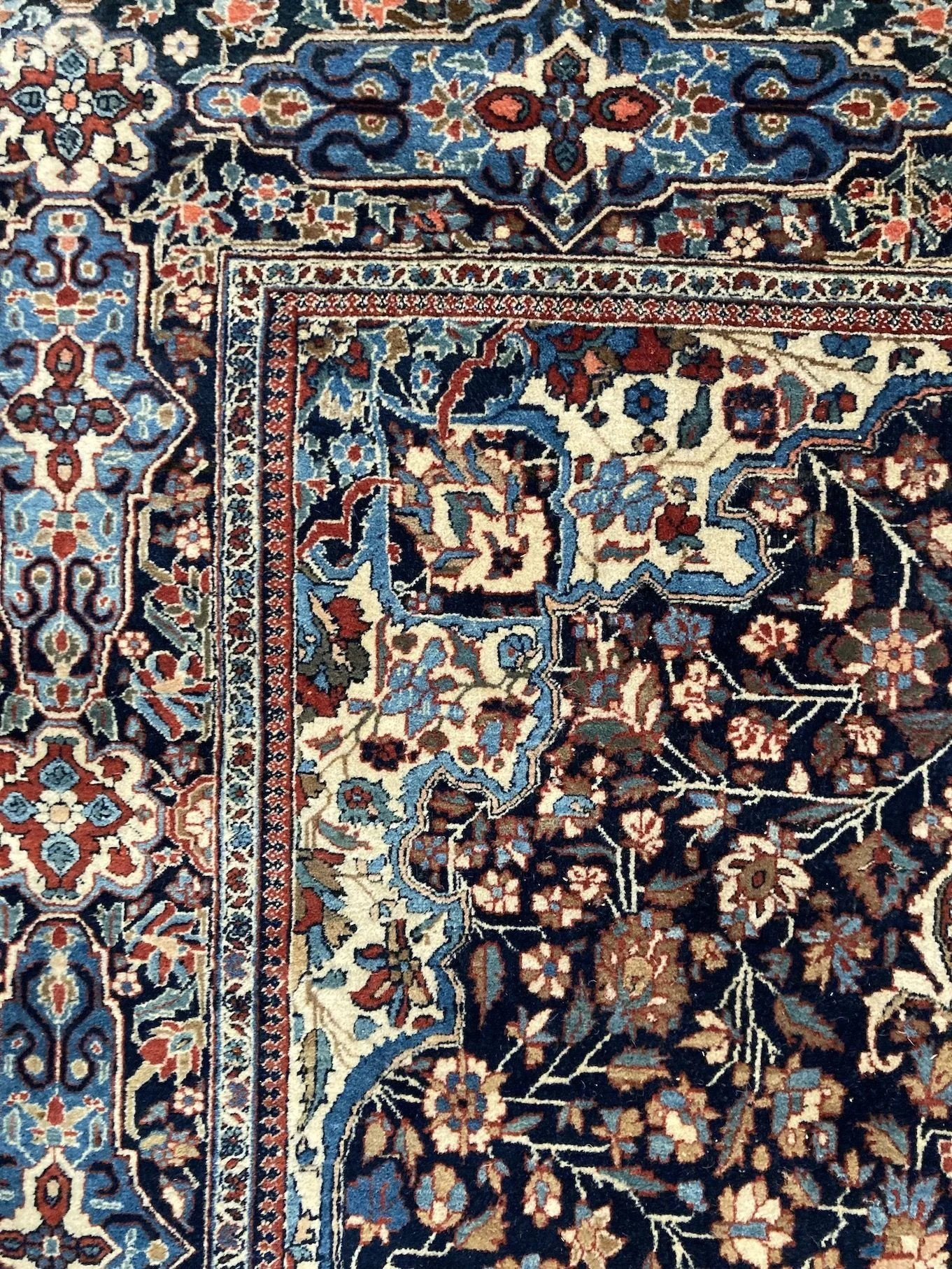 10_22_30_00002_10_Antique_Persian_Kashan_Rug.jpeg