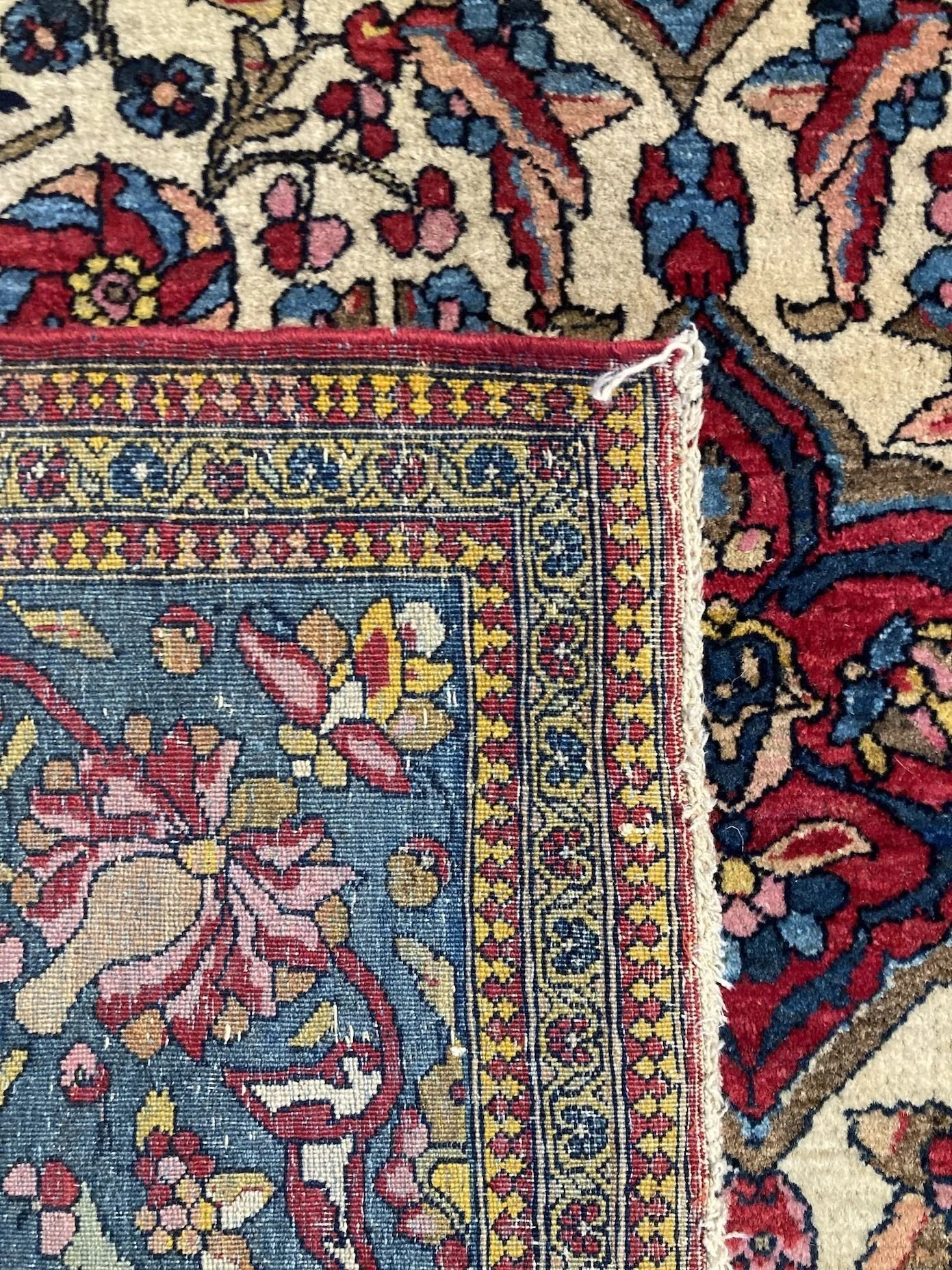 15_23_02_00001_15_Antique_Persian_Isfahan_Rug.jpeg