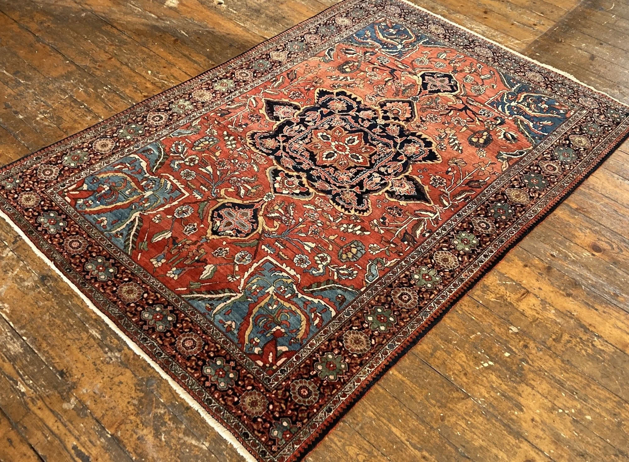 3_230400001_3_Antique_Persian_Sarouk_Rug.jpeg