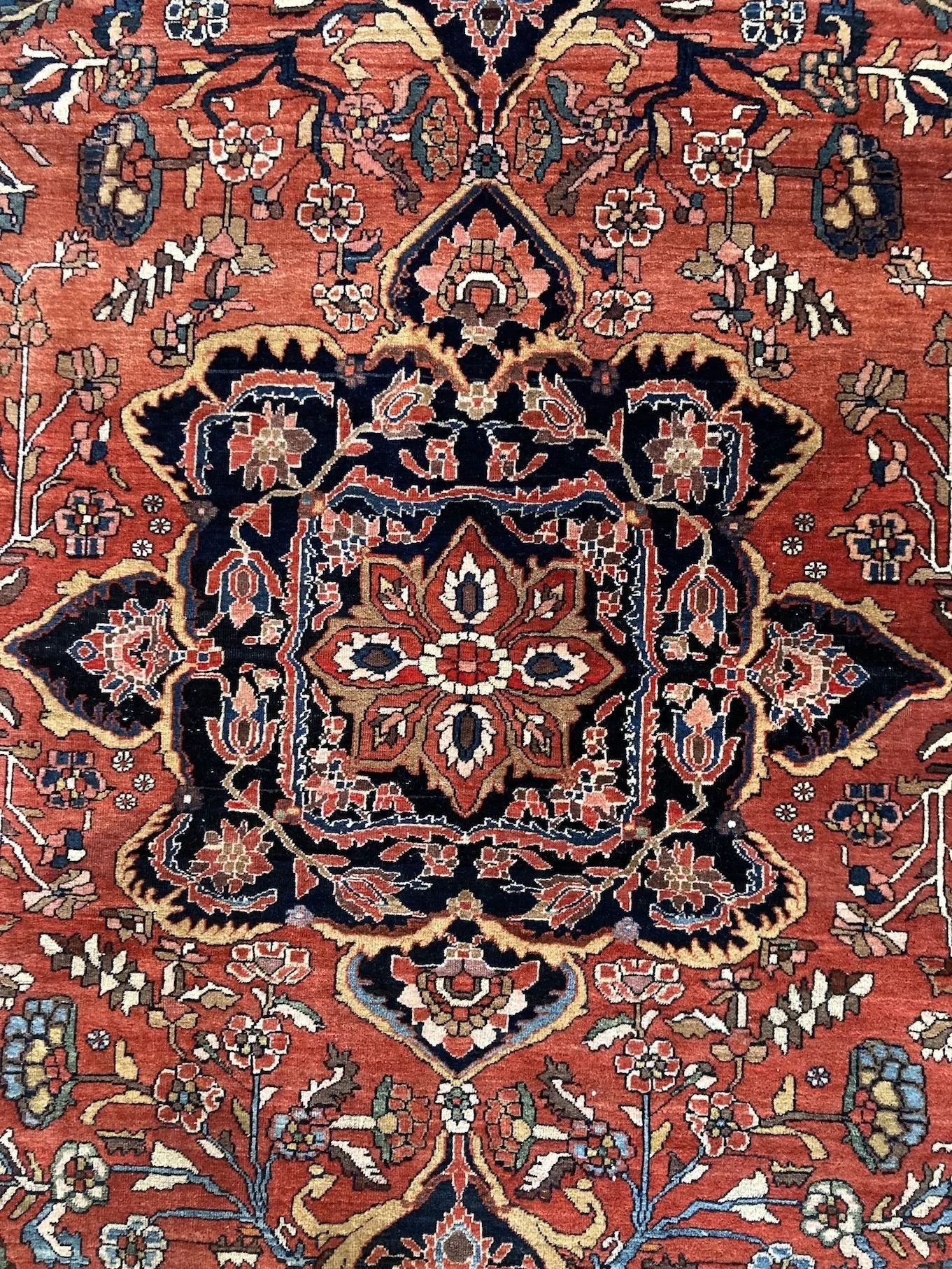 11_230400001_11_Antique_Persian_Sarouk_Rug.jpeg