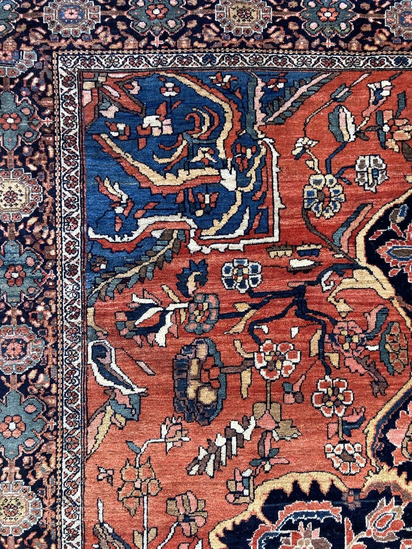 10_230400001_10_Antique_Persian_Sarouk_Rug.jpeg