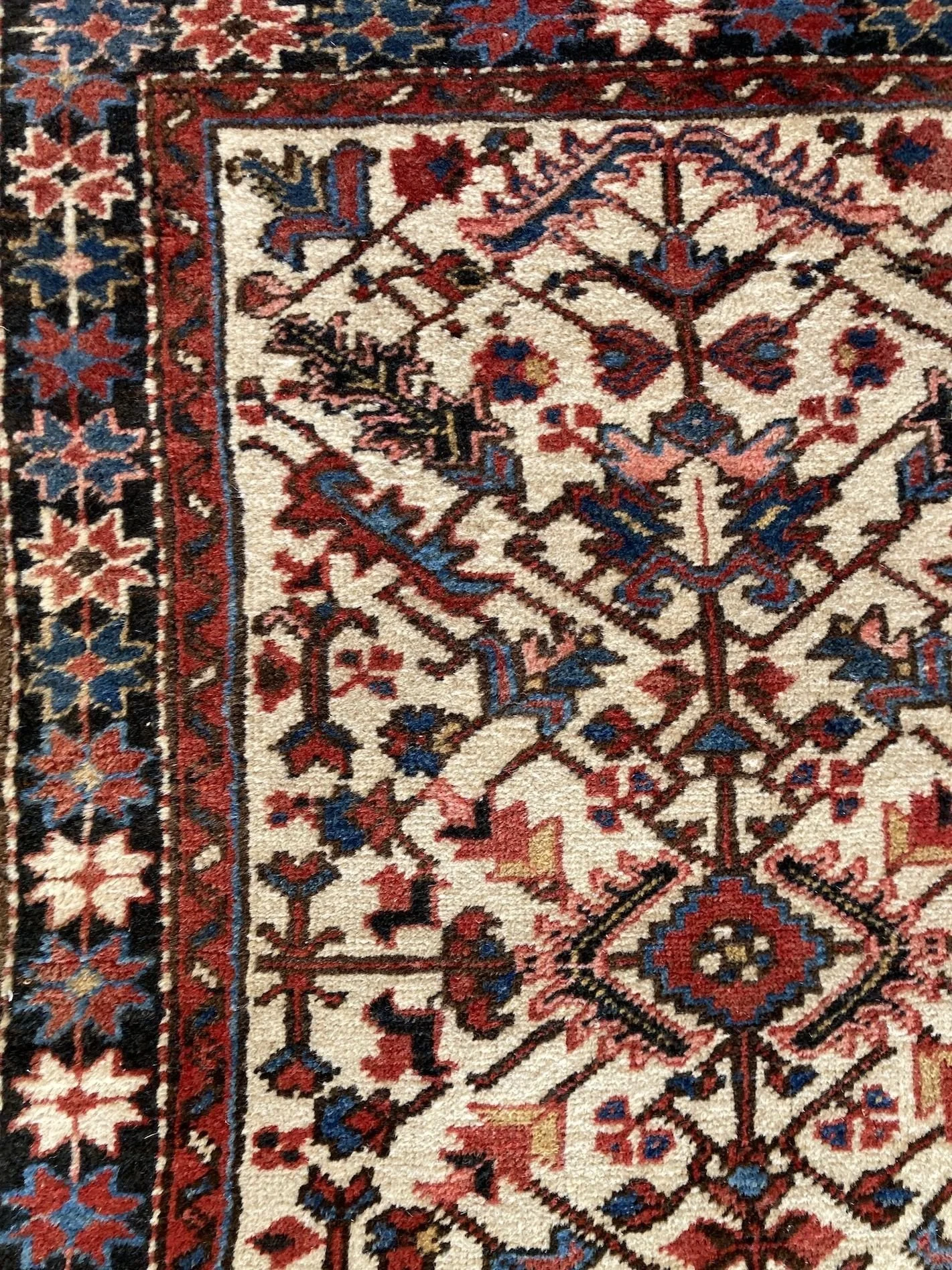 9_23_07_00011_9_Antique_Persian_Heriz_Rug.jpeg