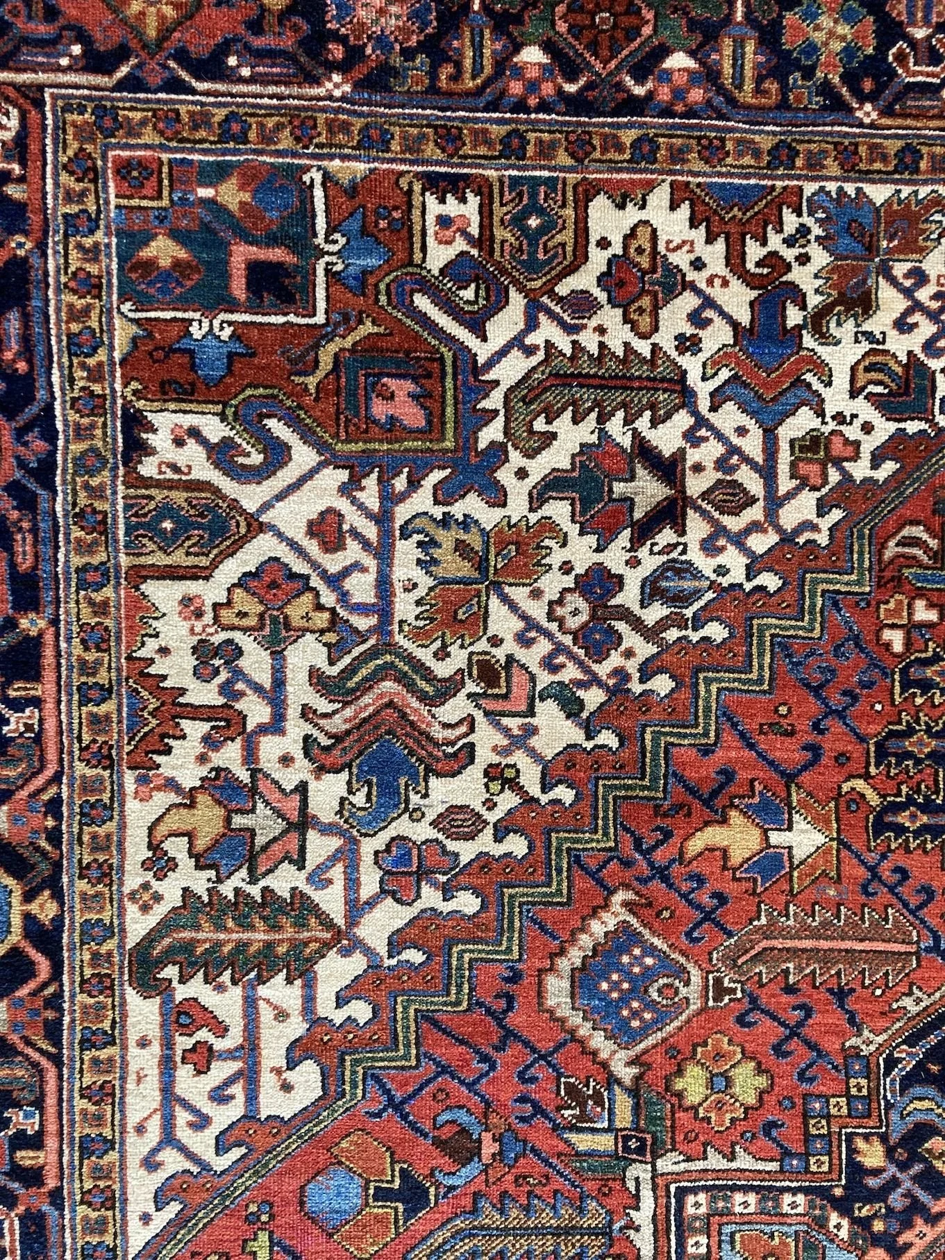 10_23_07_00009_10_Antique_Persian_Heriz_Carpet.jpeg