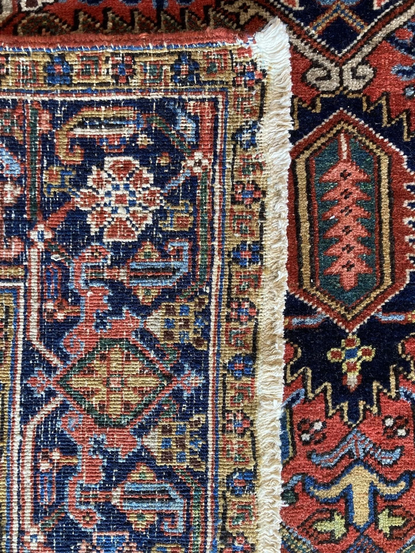 19_23_07_00009_16_Antique_Persian_Heriz_Carpet.jpeg