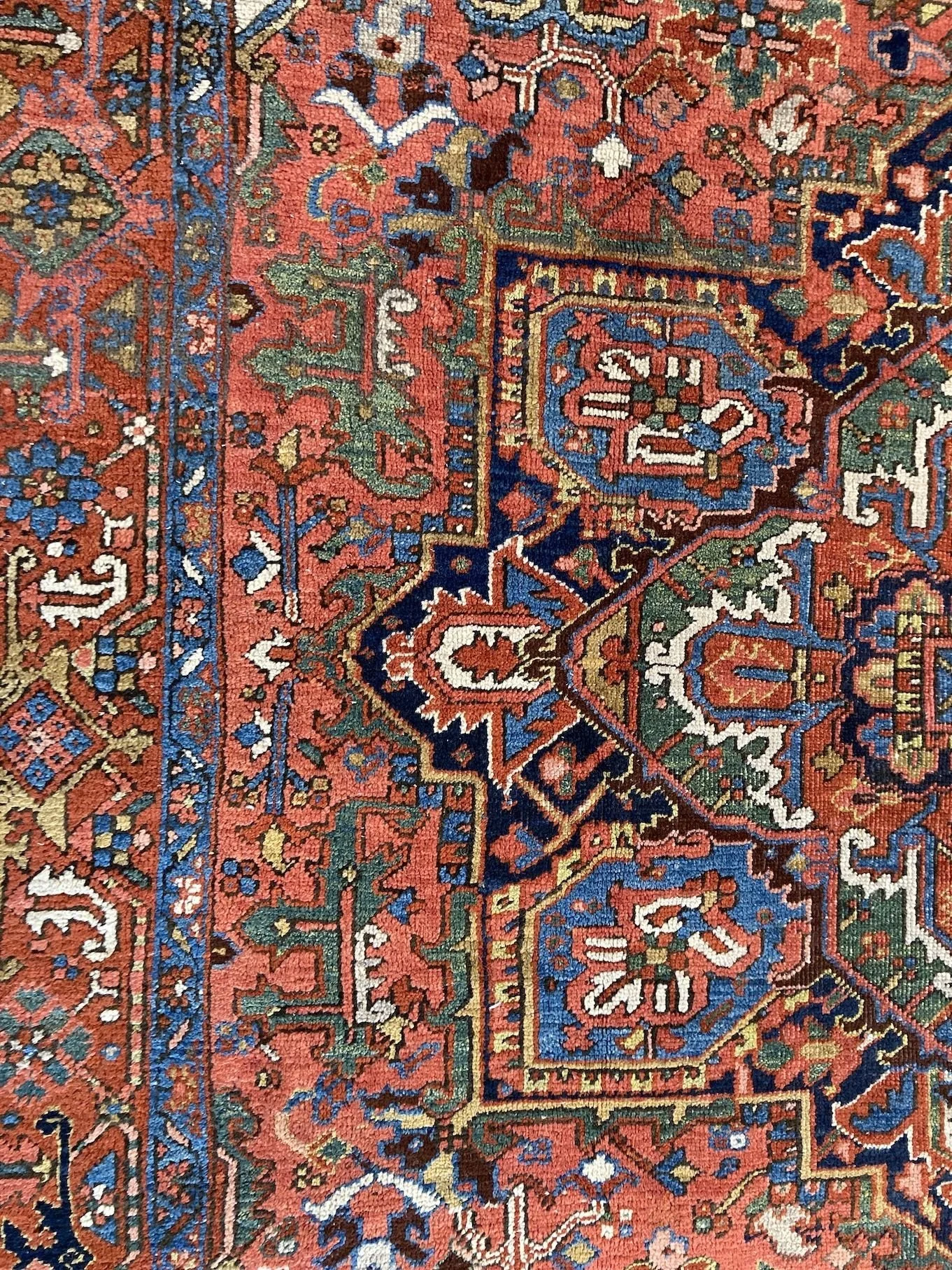 11_23_09_00001_11_Antique_Persian_Heriz_Carpet.jpeg
