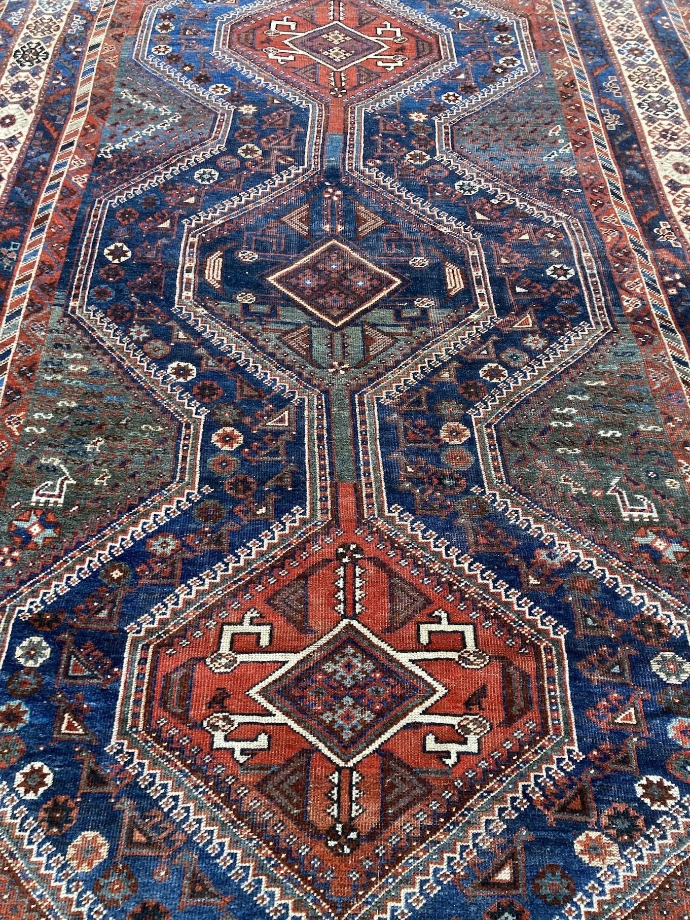 6_23_08_00006_6_Antique_Persian_Qashqai_Rug.jpeg