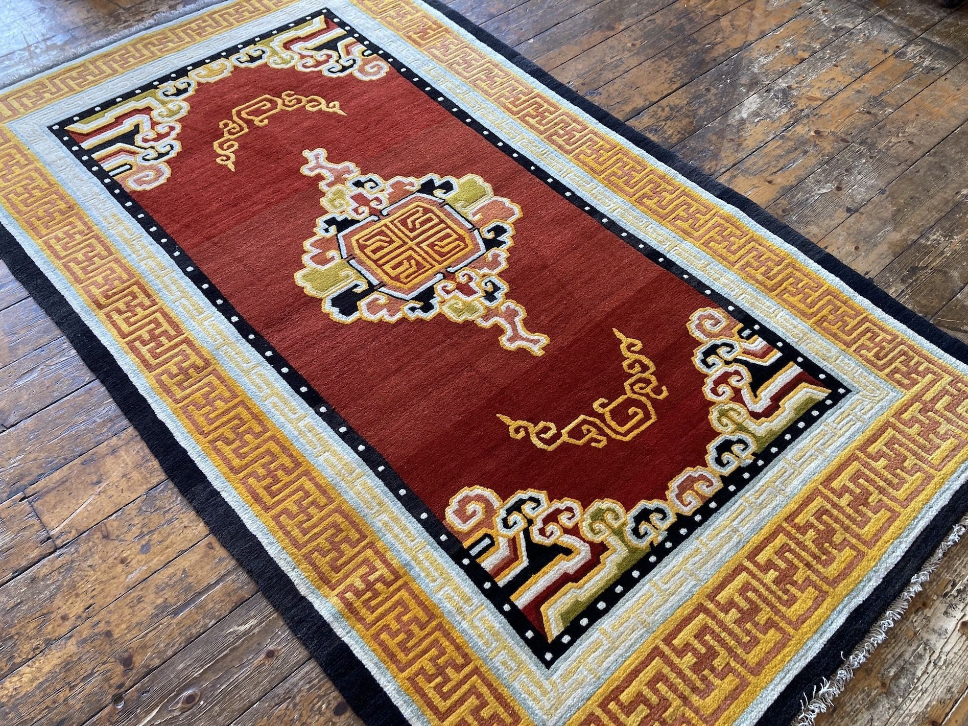4_18_50_00001_1d_Antique_Tibetan_Rug.jpeg