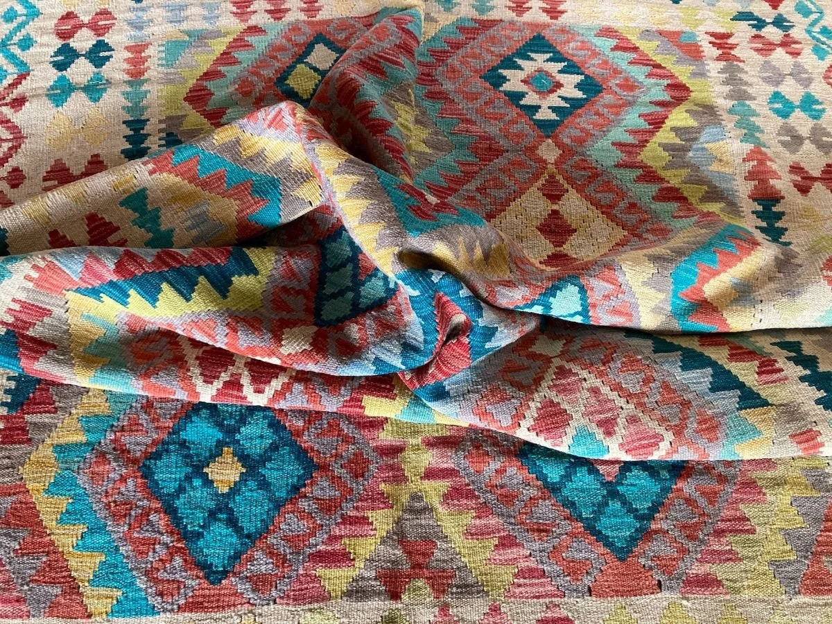 15_23_23_00034_15_Contemporary_Afghan_Kilim.jpg