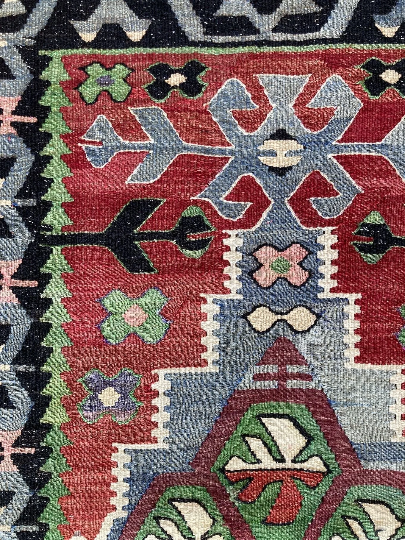 11_23_24_00003_11_Vintage_Turkish_Kilim_Rug.jpeg