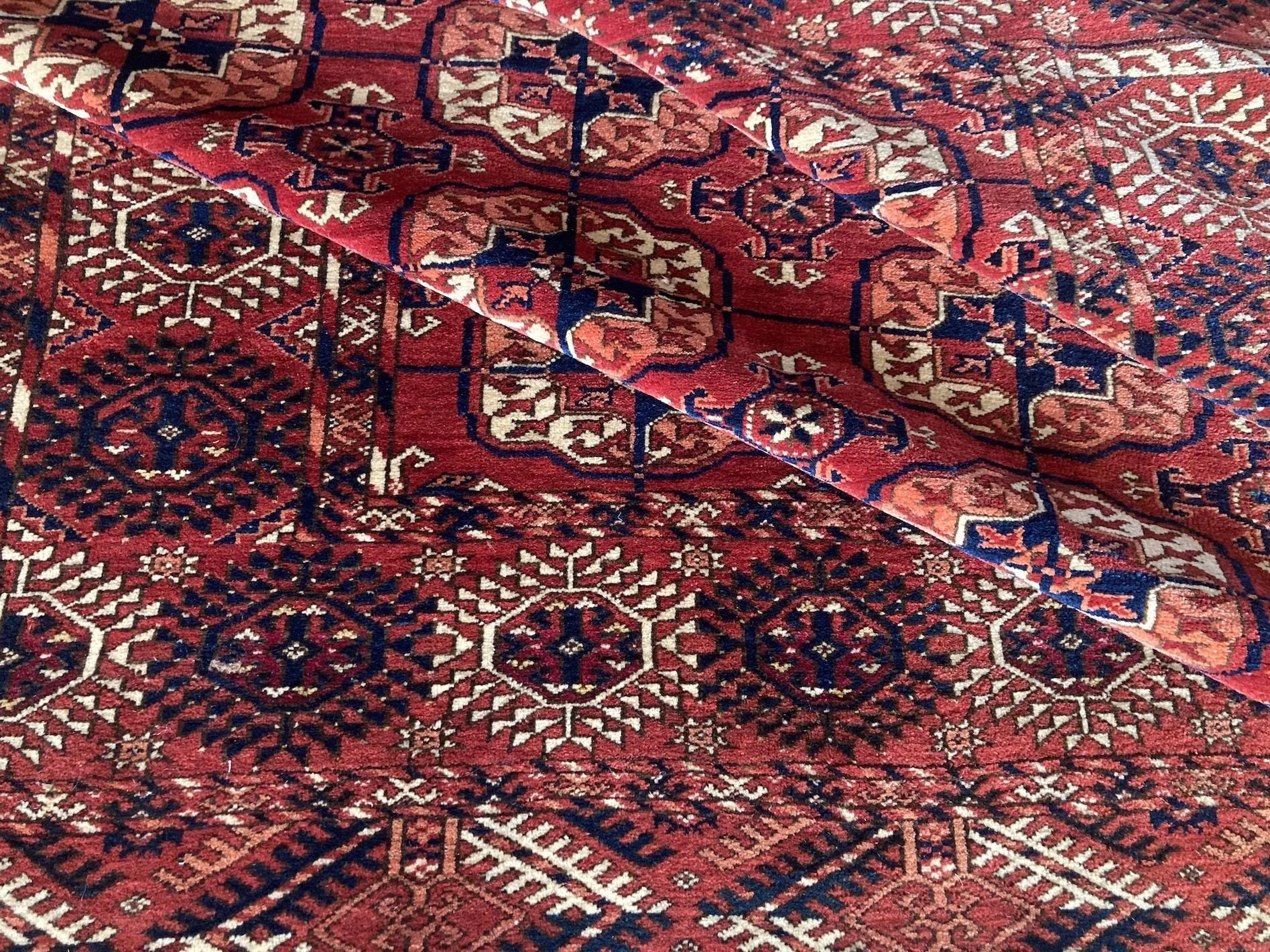 11_21_12_00005_10a_Antique_Turkman_Bokhara_Rug.jpeg