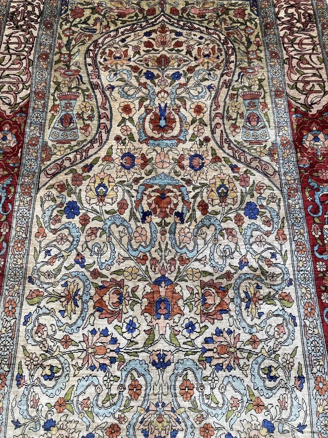 7_220200004_5_vintage_turkish_silk_hereke_rug.jpeg