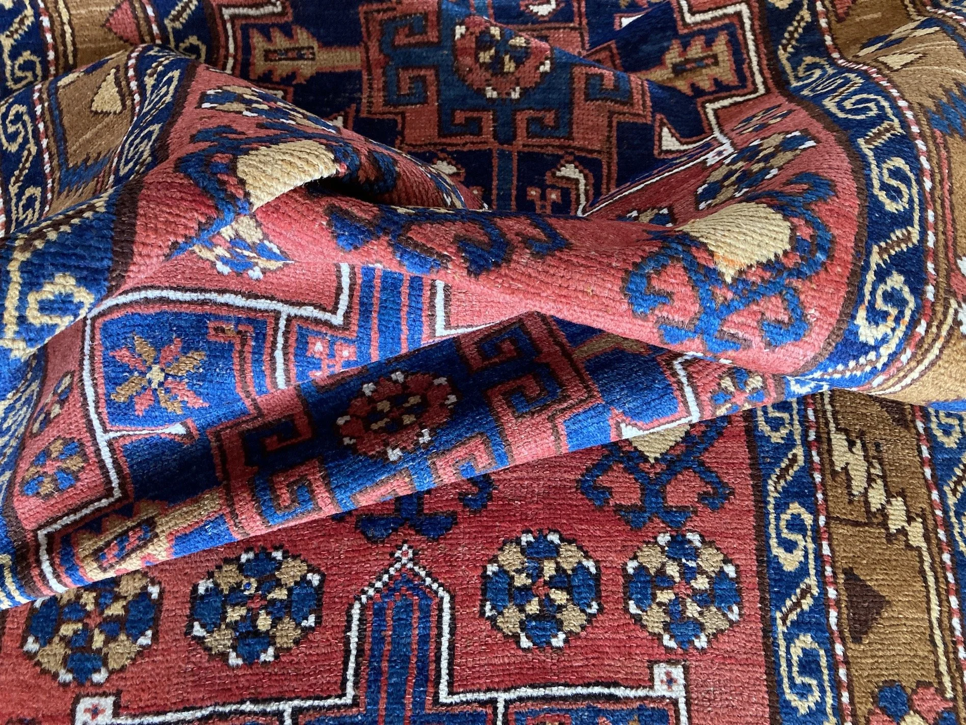 22.12.00004_10b Antique Persian Heriz Runner.JPG