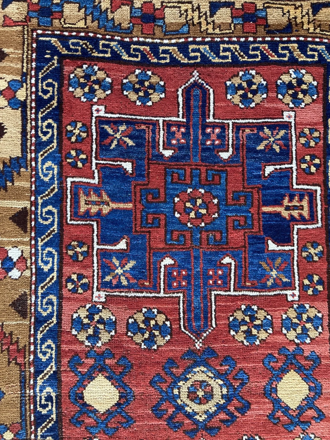 22.12.00004_5a Antique Persian Heriz Runner.JPG