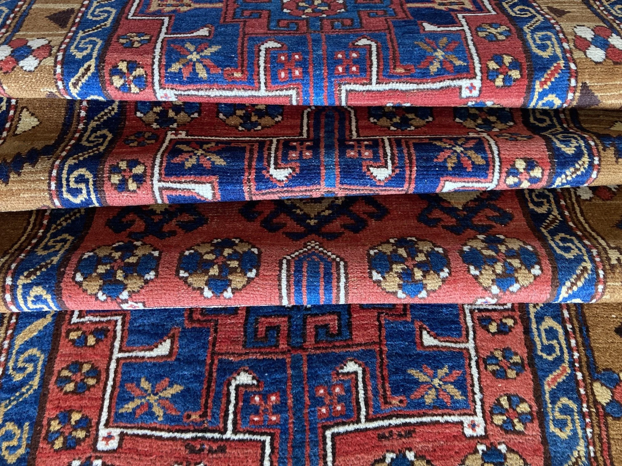 22.12.00004_10a Antique Persian Heriz Runner.JPG