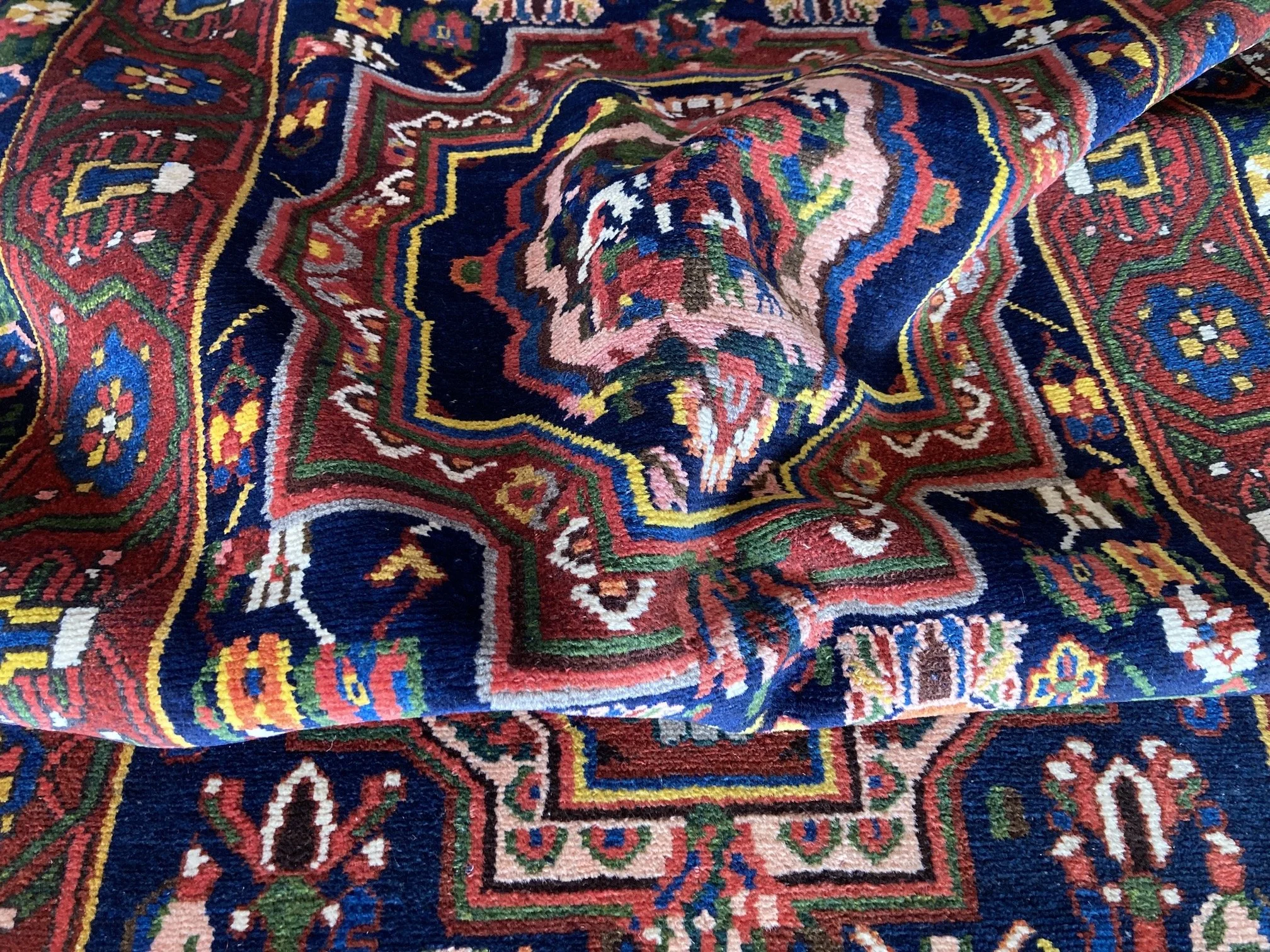 22.12.00005_10b Antique Persian Bakhtiar Runner.JPG