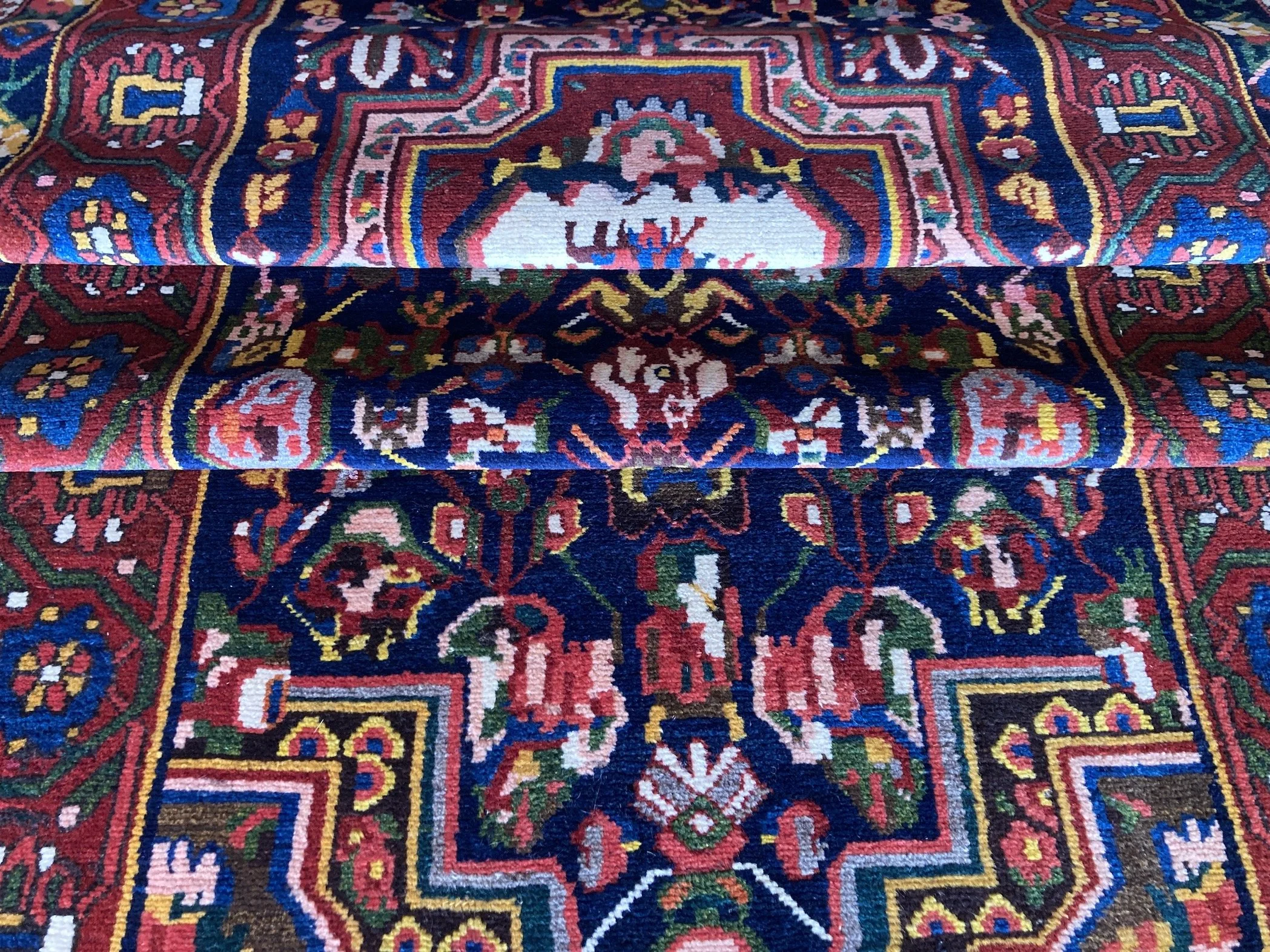 22.12.00005_10a Antique Persian Bakhtiar Runner.JPG